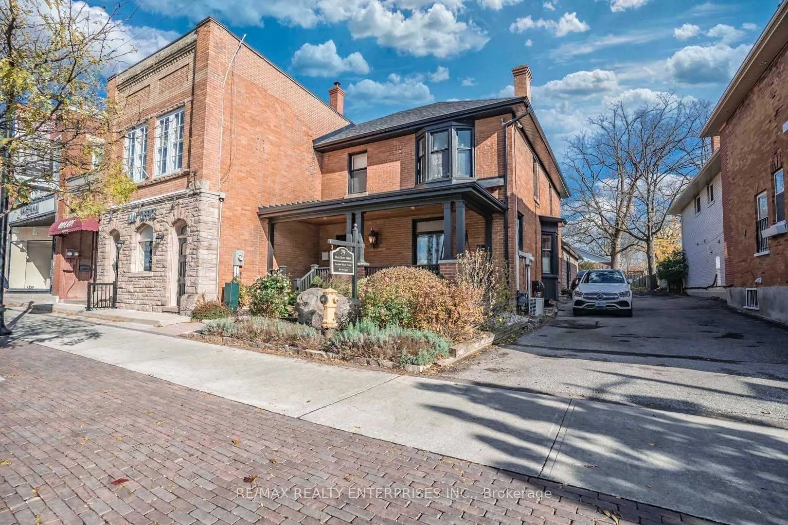 79 Main Street N