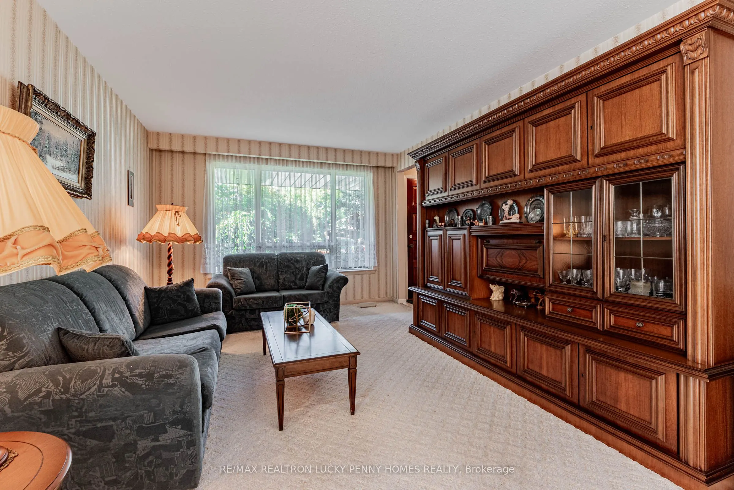 7 Friar Tuck Road