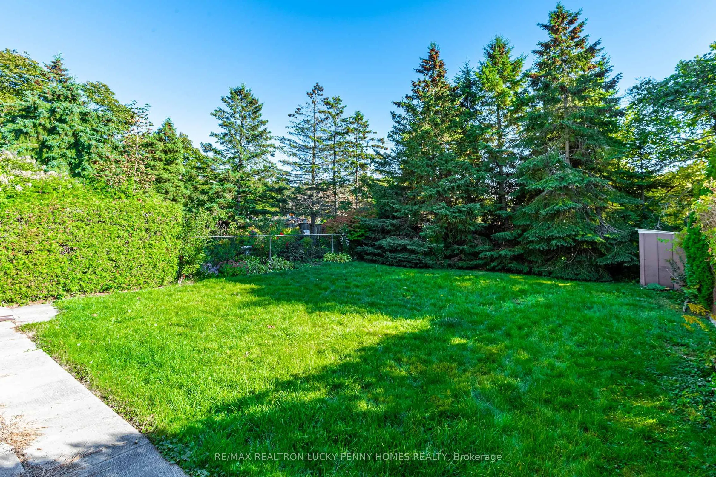 7 Friar Tuck Road