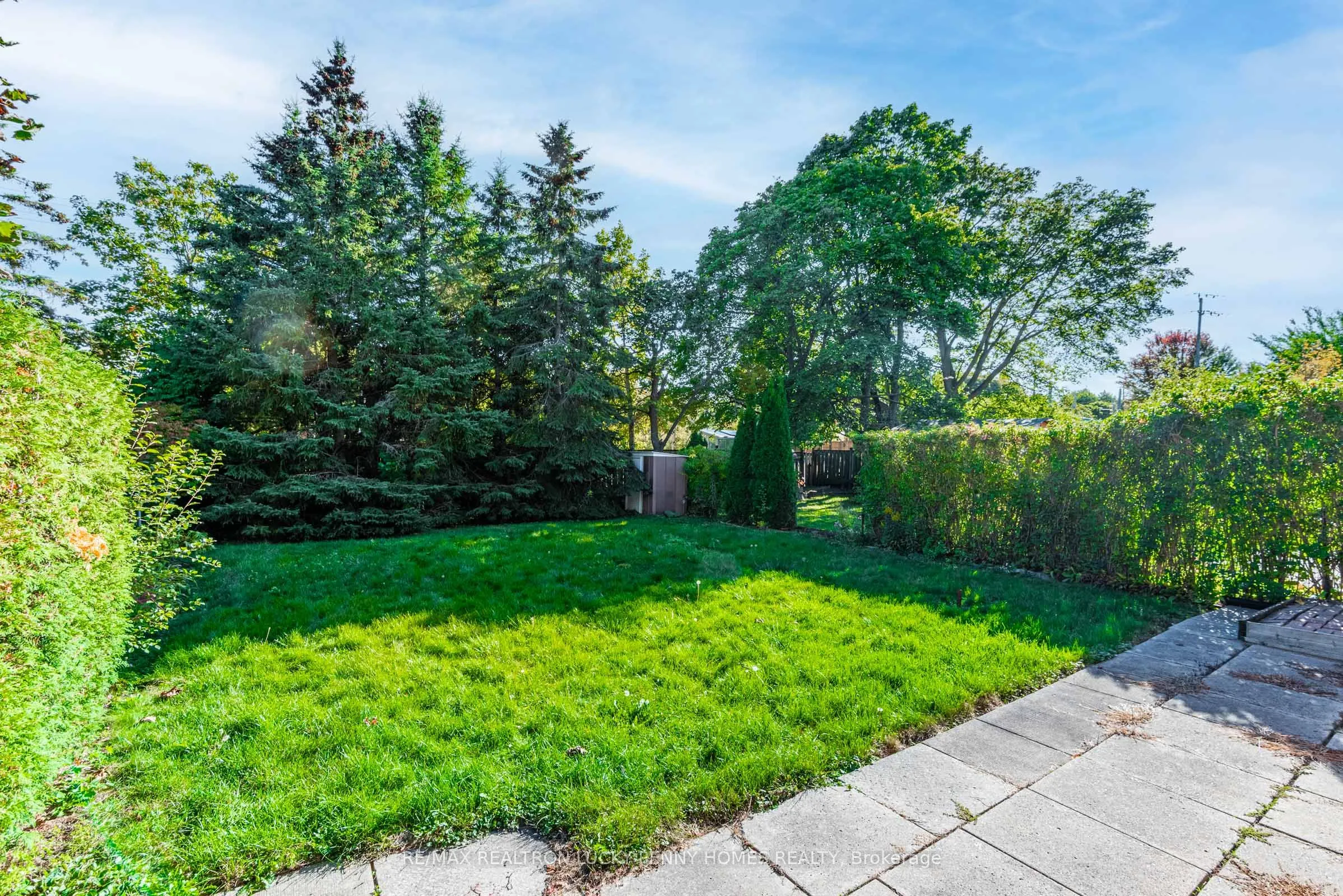 7 Friar Tuck Road