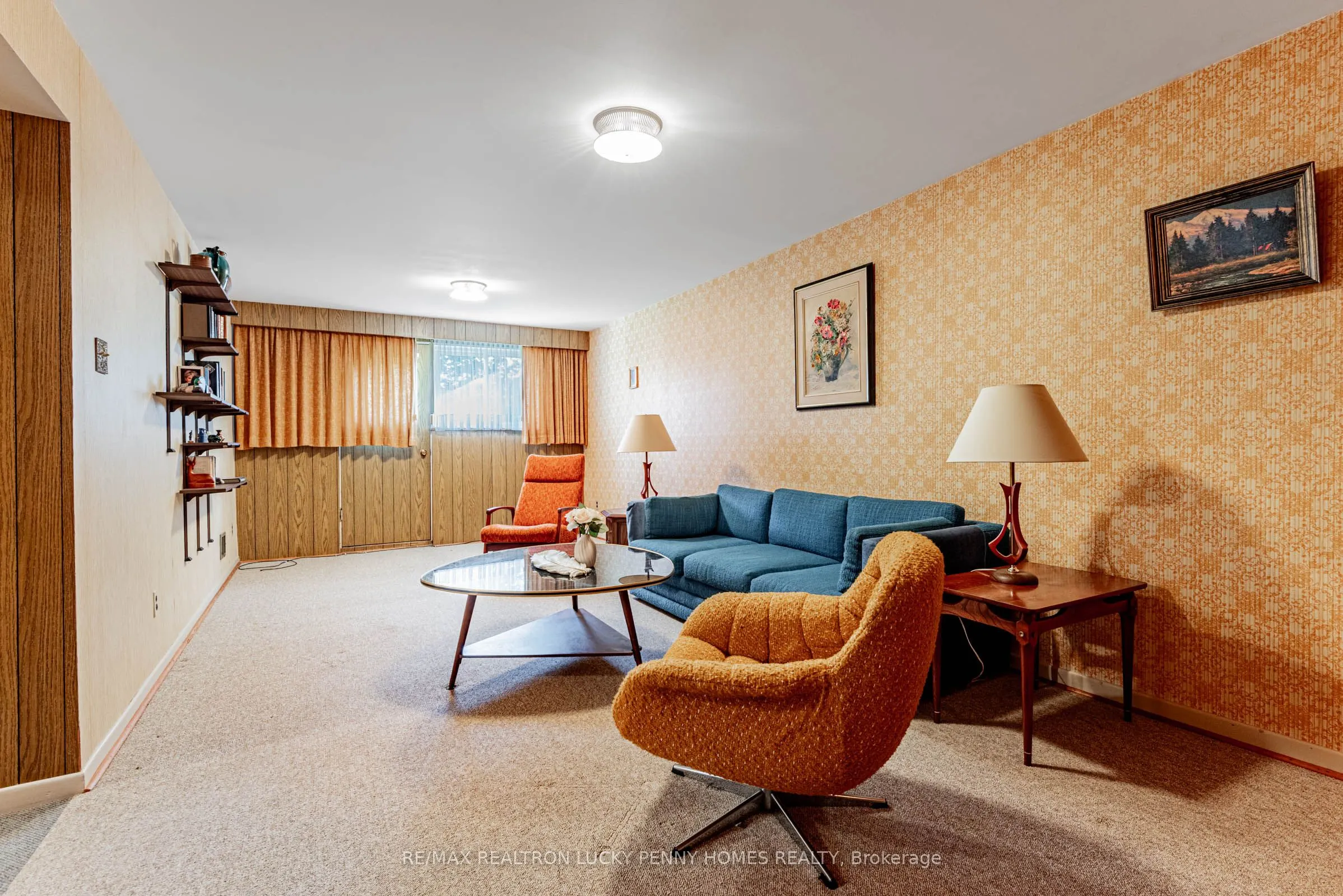 7 Friar Tuck Road