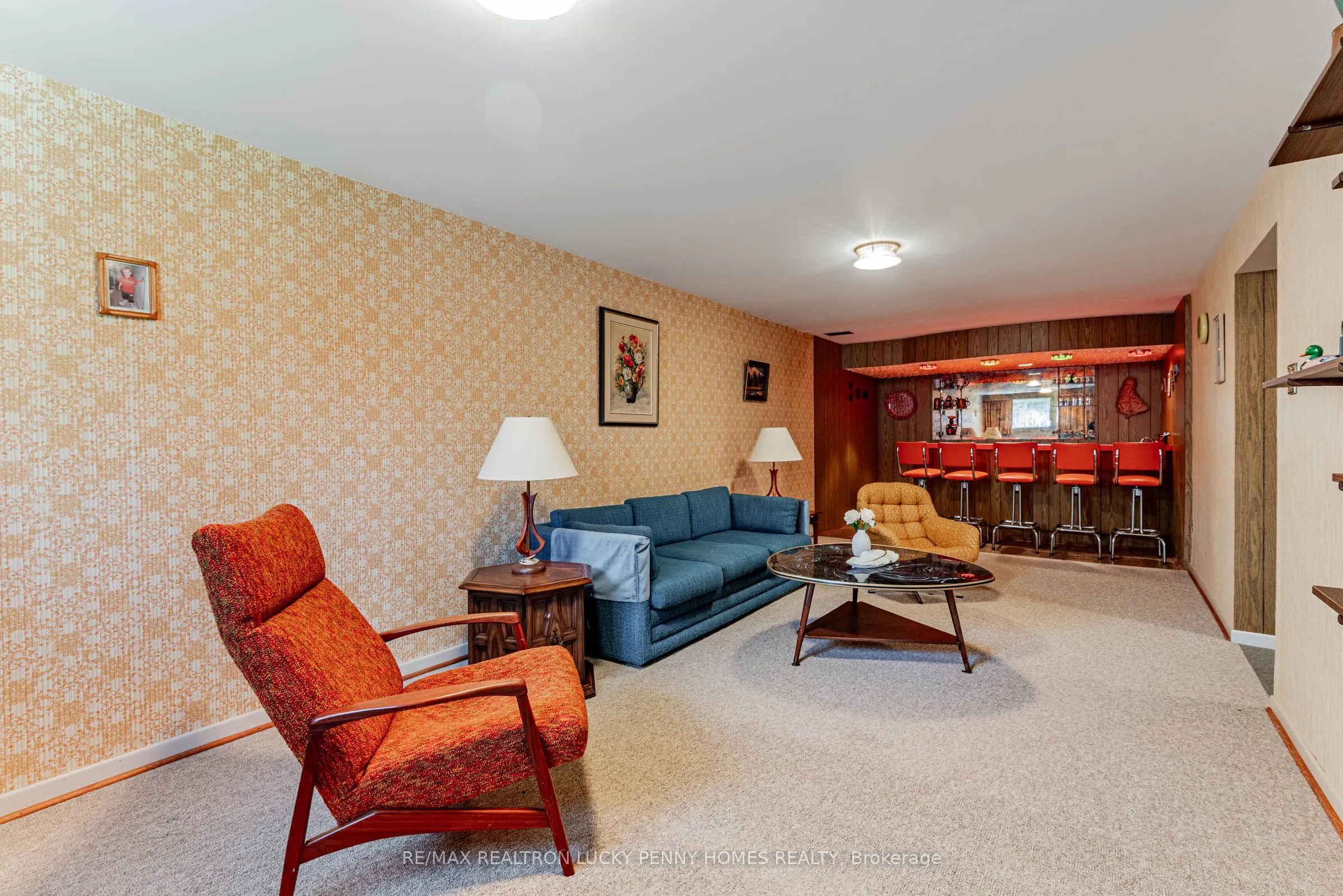 7 Friar Tuck Road