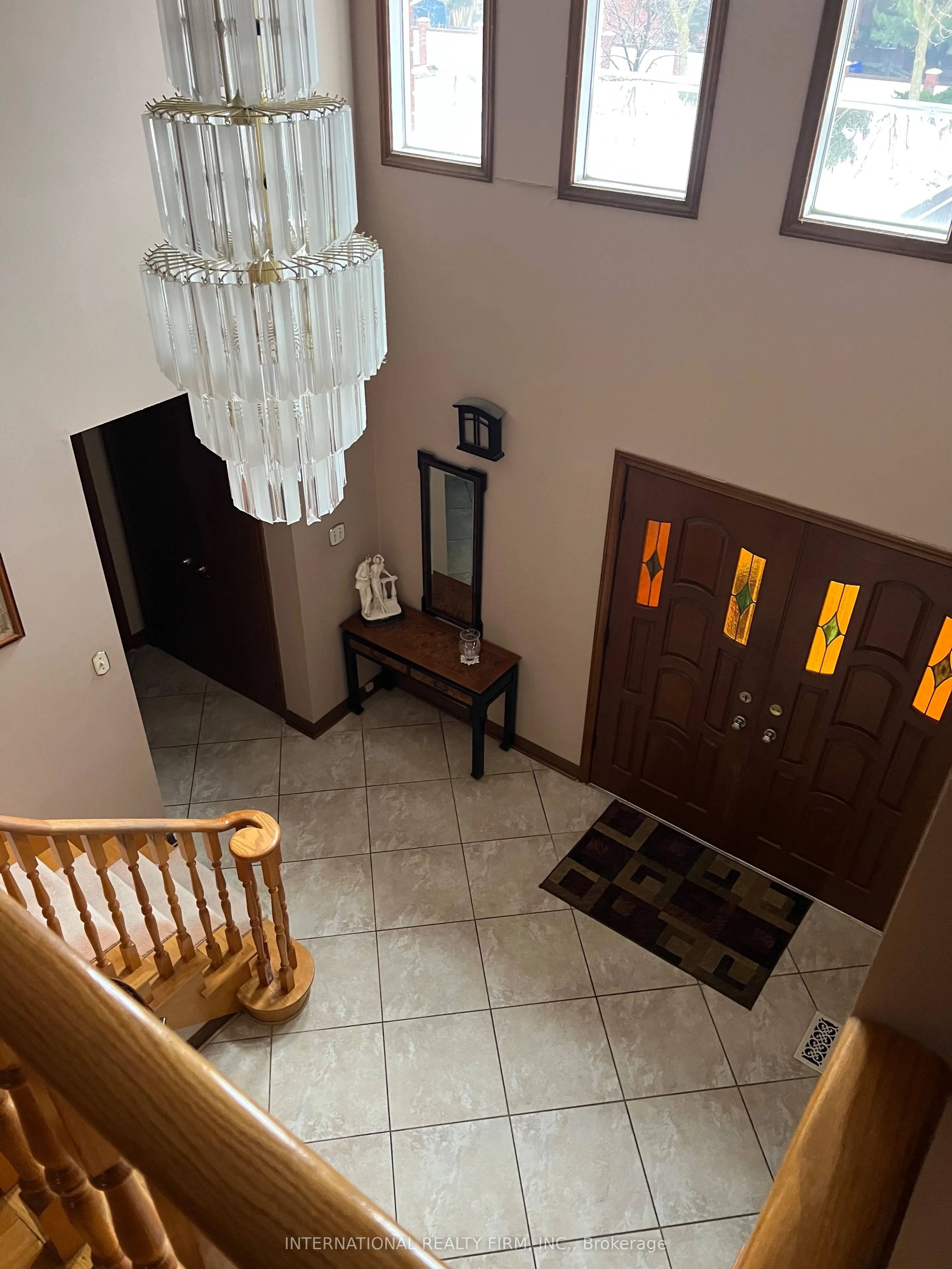95 Dunstan Crescent