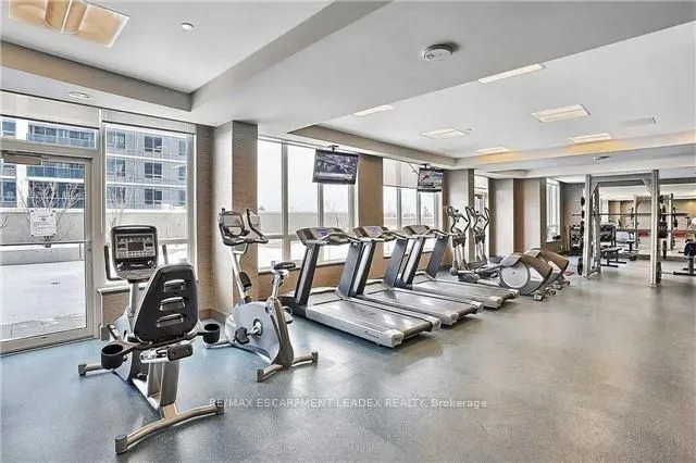 7161 Yonge Street, #2731
