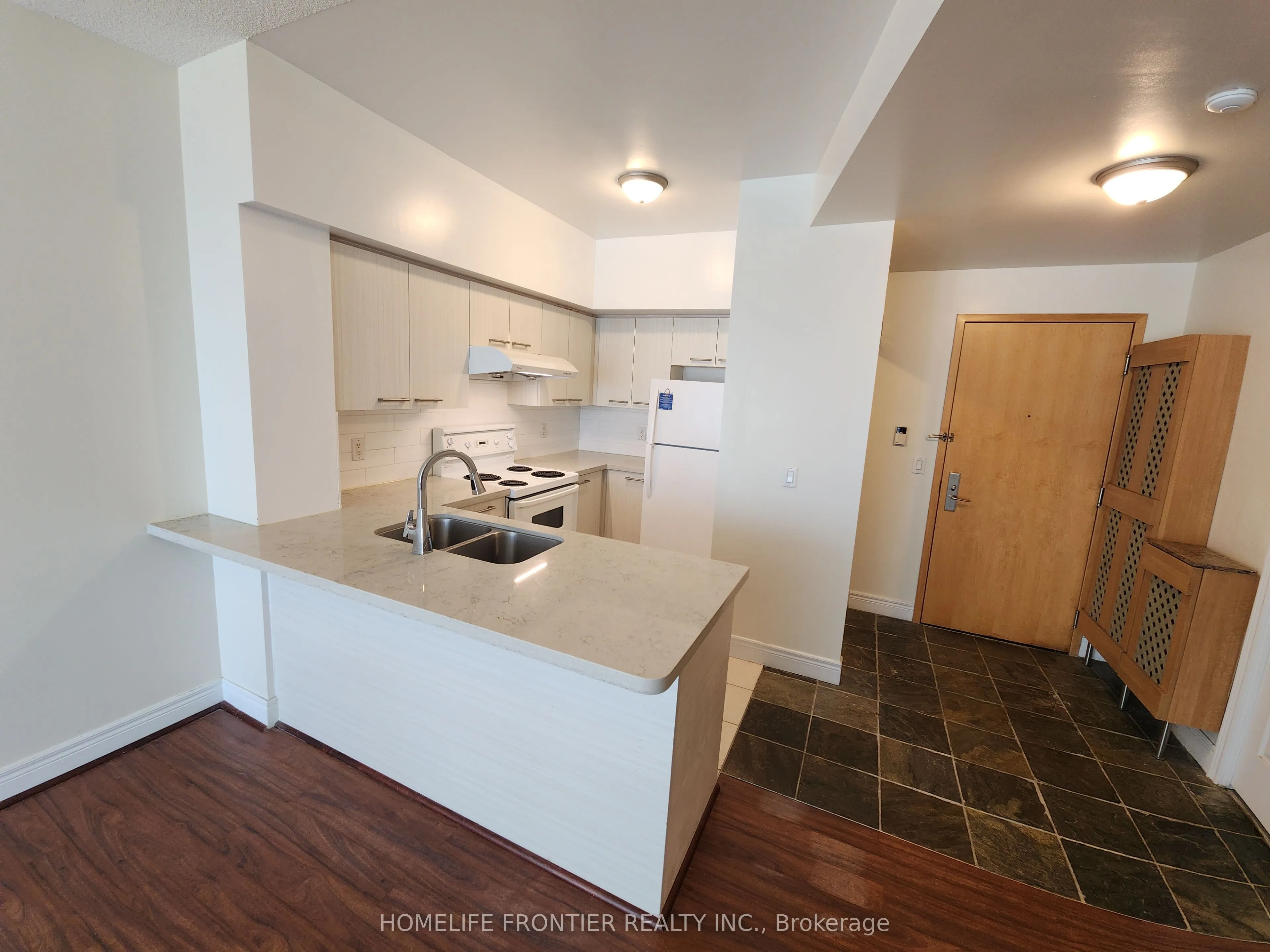 48 Suncrest Boulevard, #1009