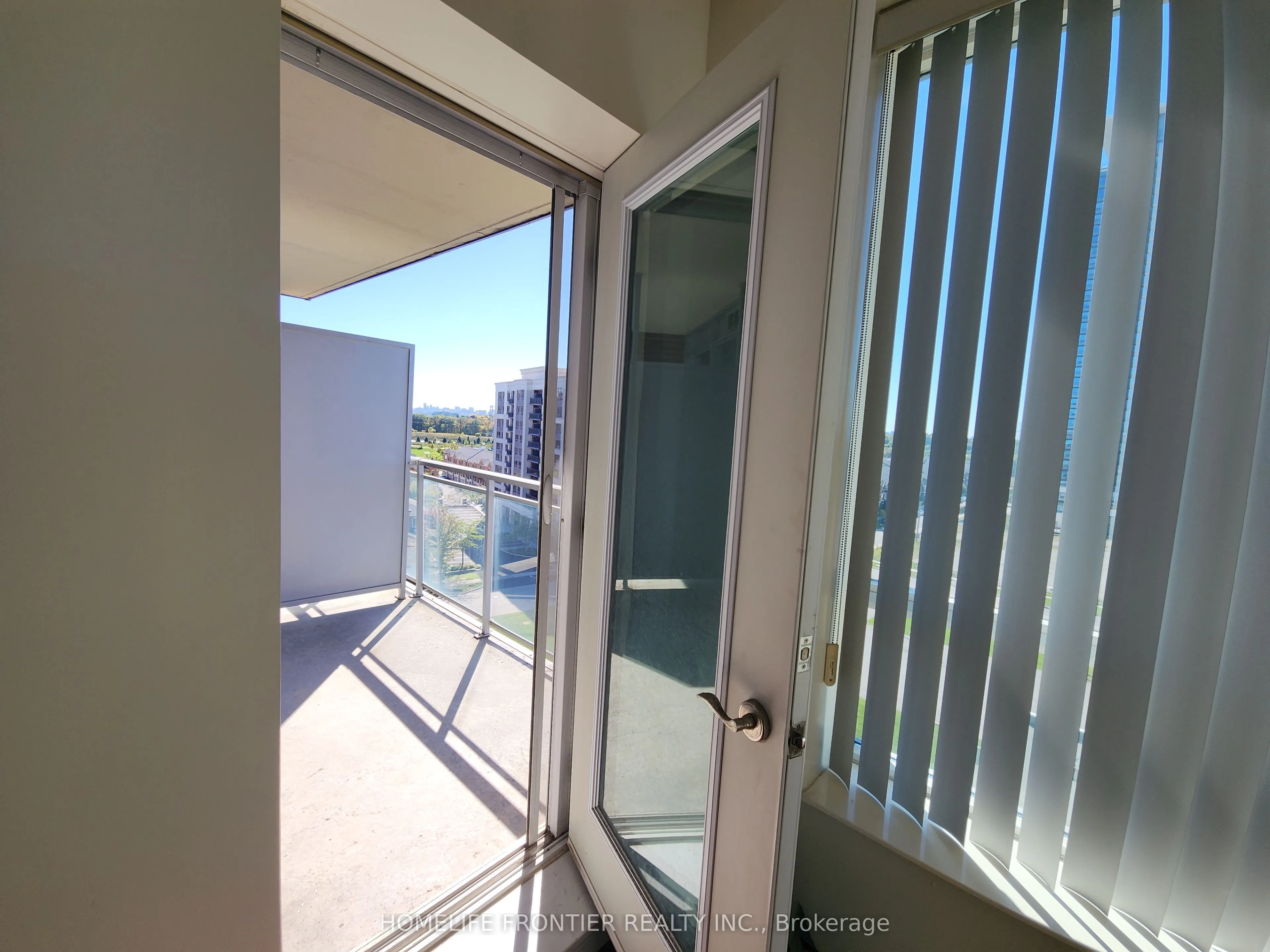 48 Suncrest Boulevard, #1009