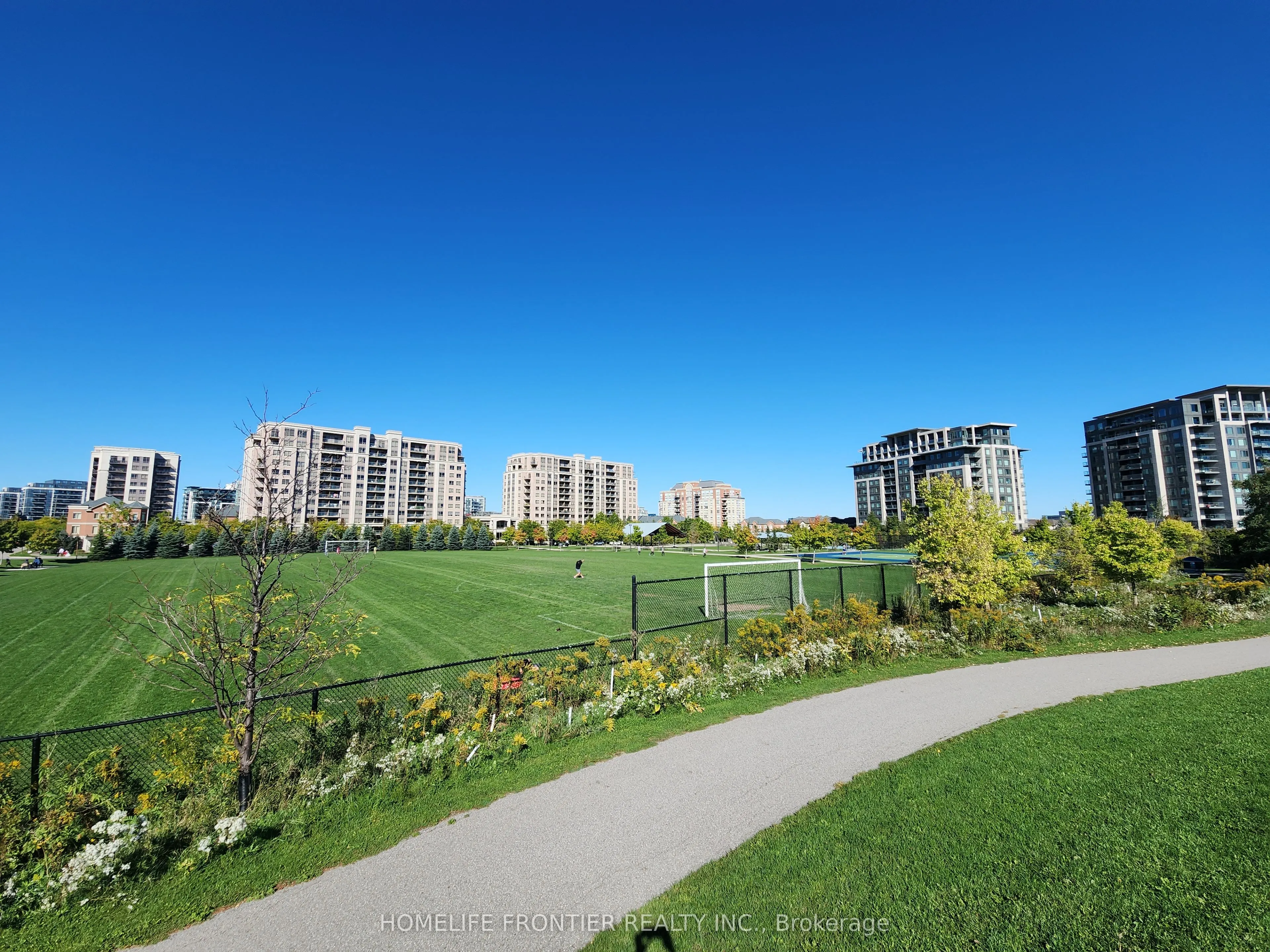 48 Suncrest Boulevard, #1009