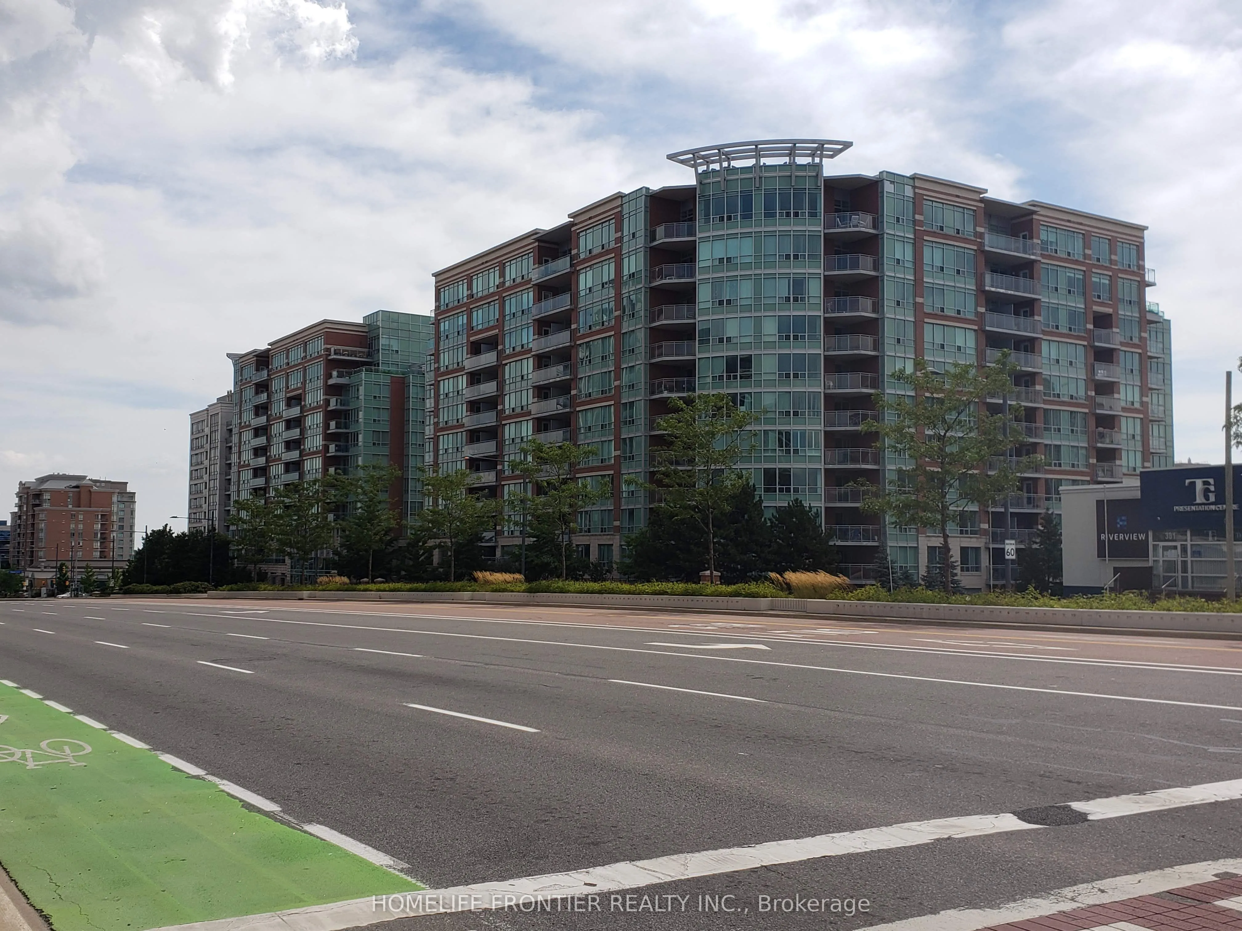 48 Suncrest Boulevard, #1009