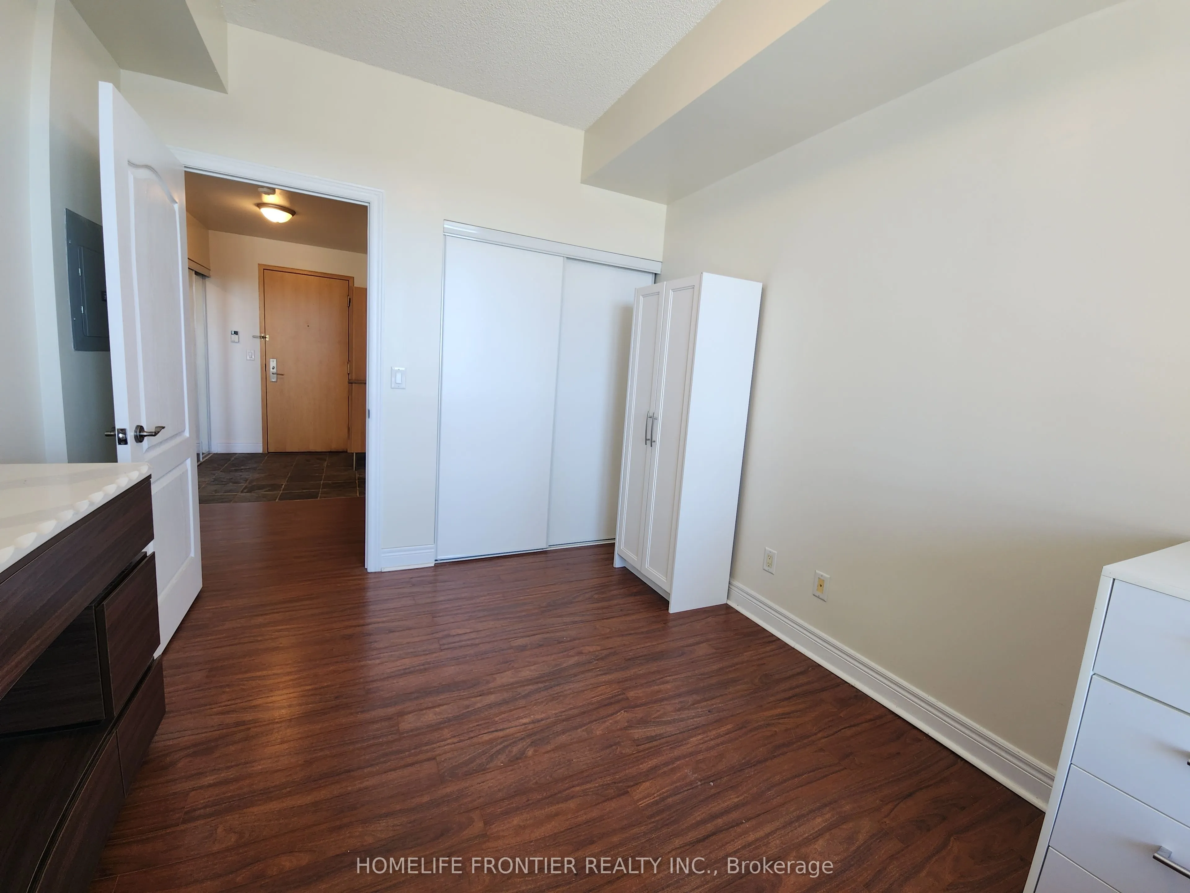 48 Suncrest Boulevard, #1009