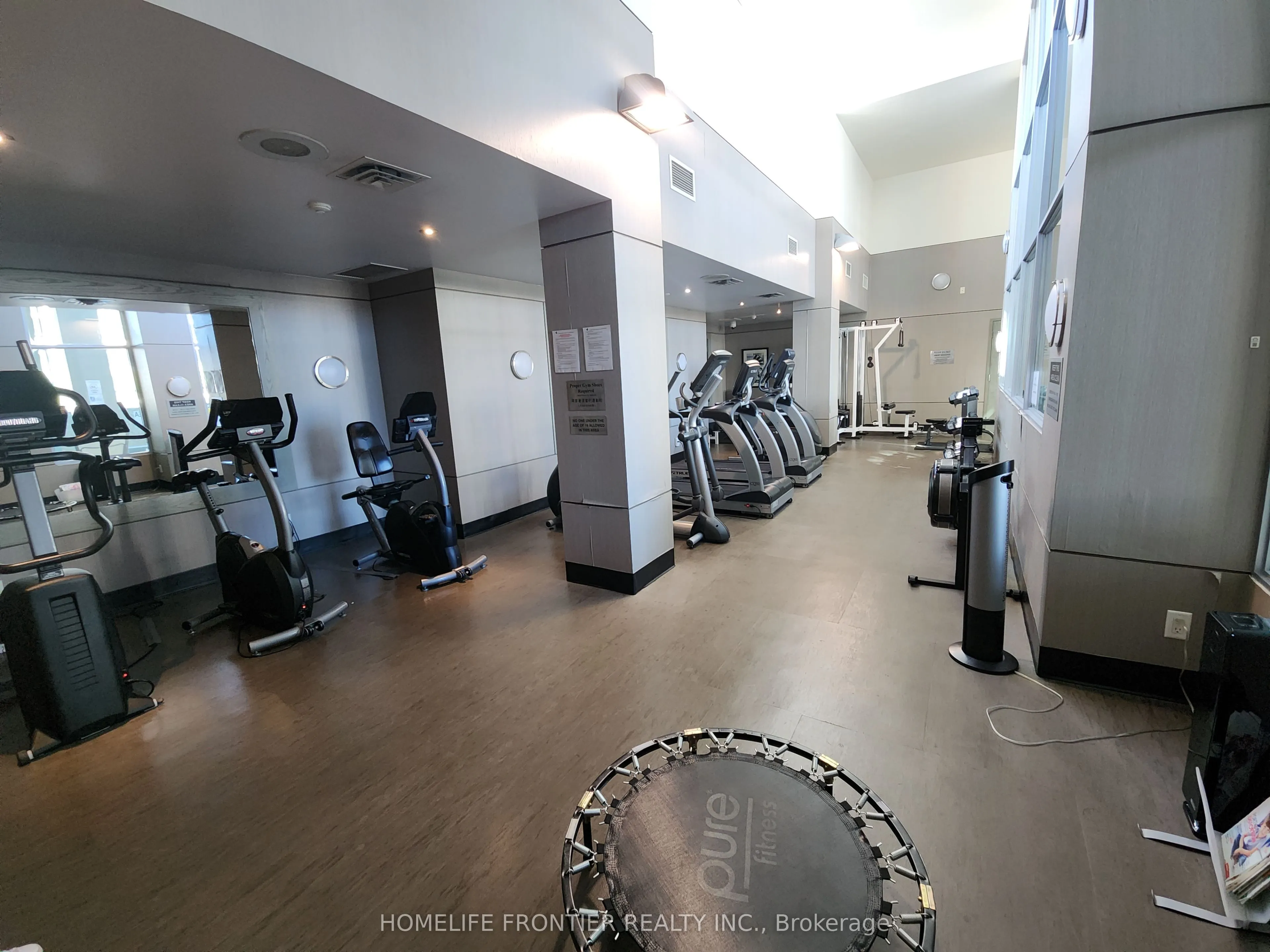 48 Suncrest Boulevard, #1009