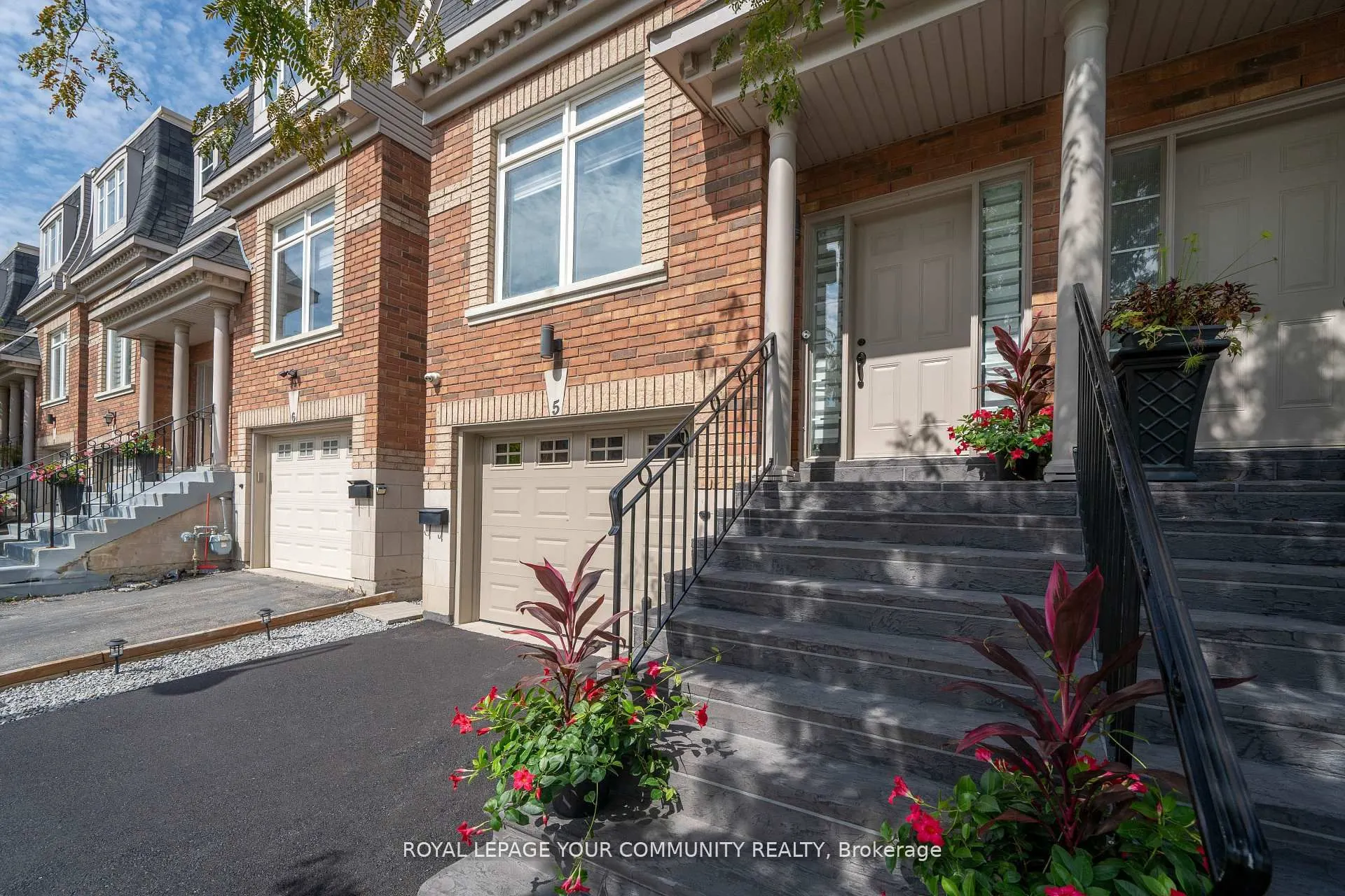 8032 Kipling Avenue, #5