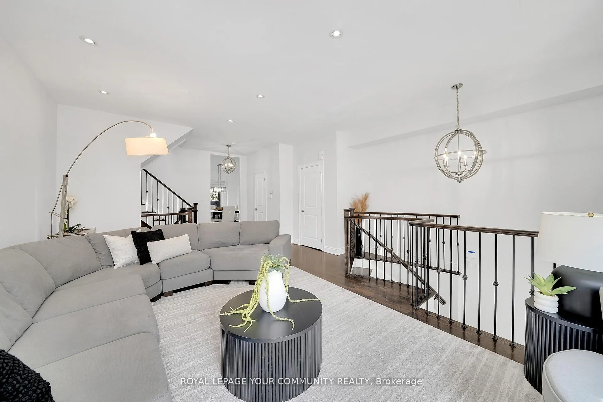 8032 Kipling Avenue, #5