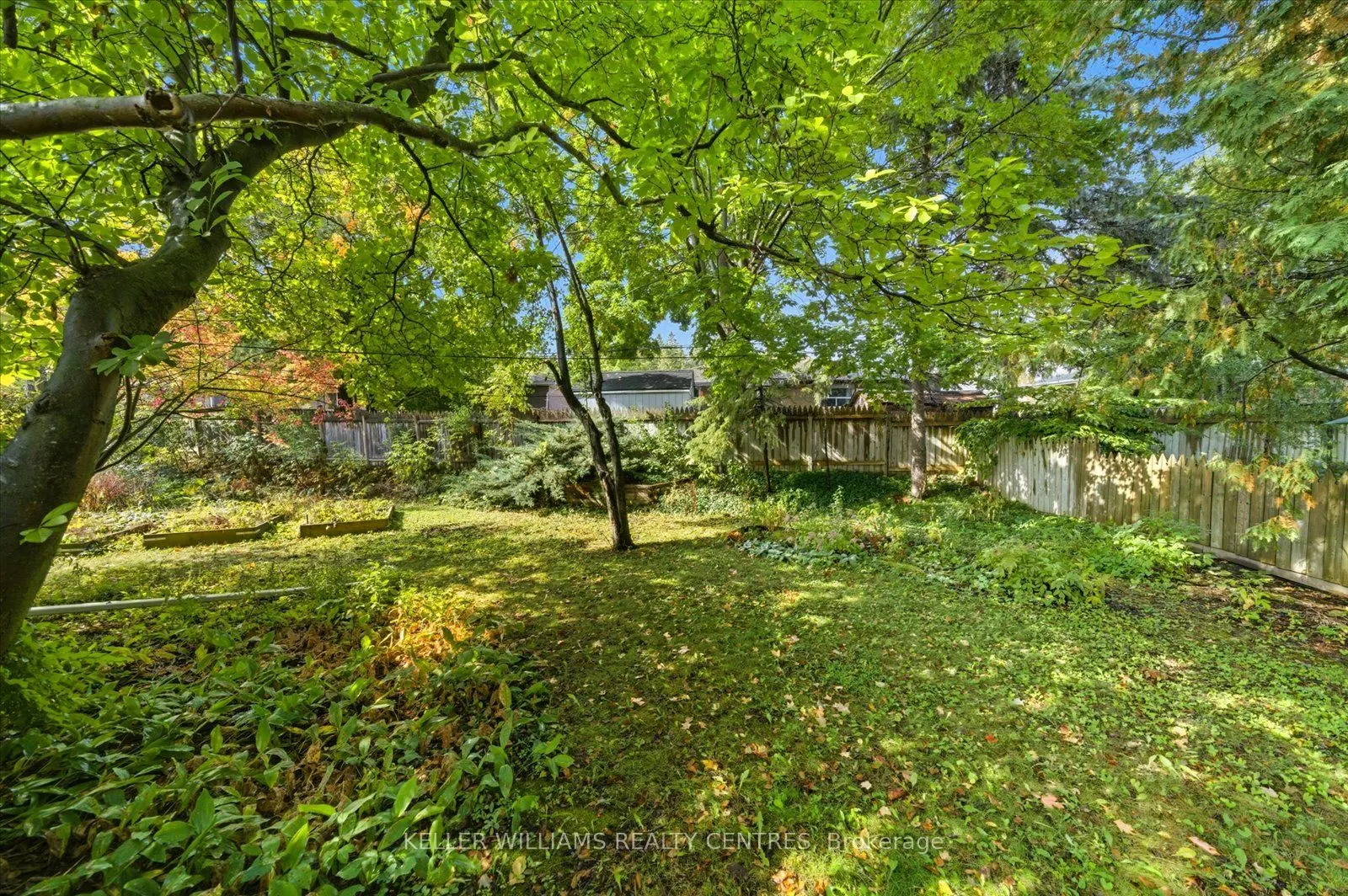 112 Eden Court