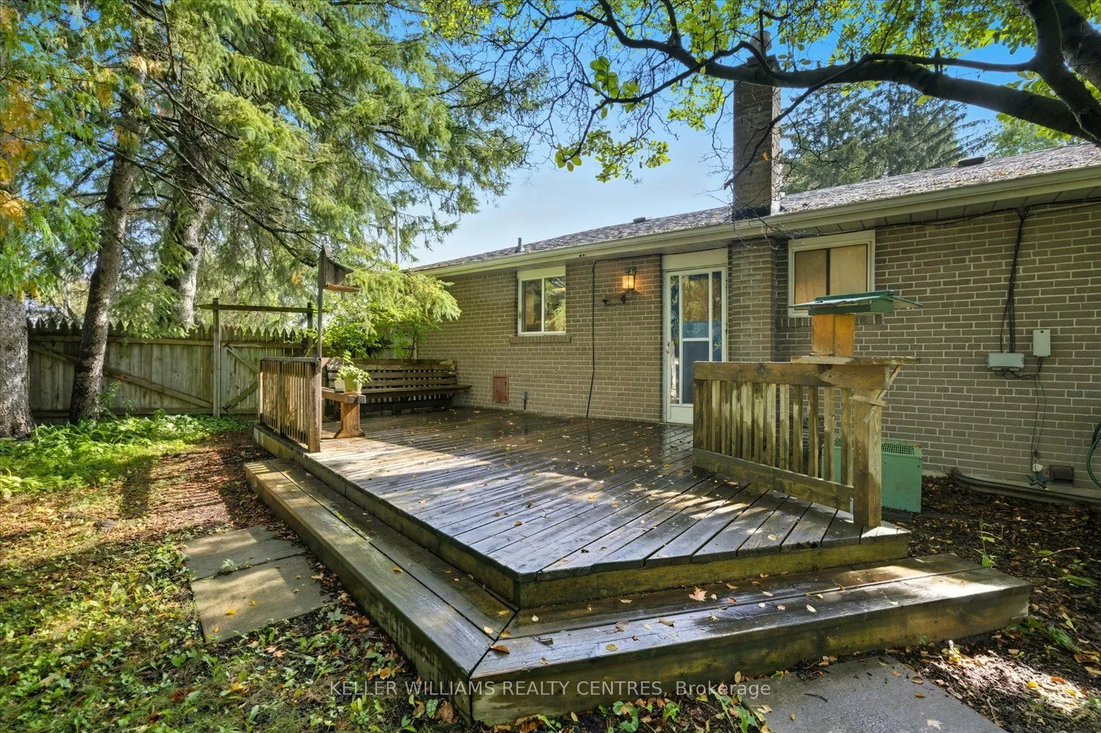 112 Eden Court