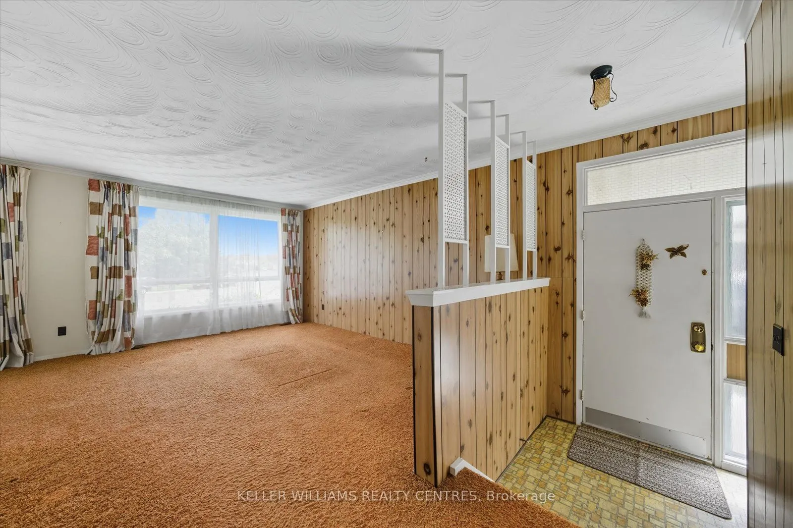 112 Eden Court