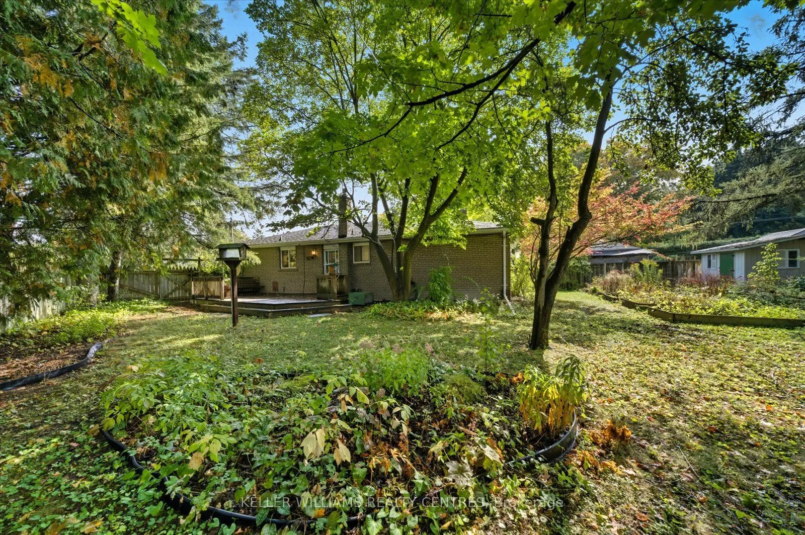 112 Eden Court