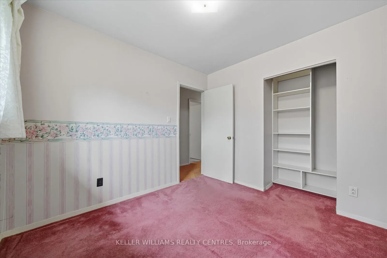 112 Eden Court