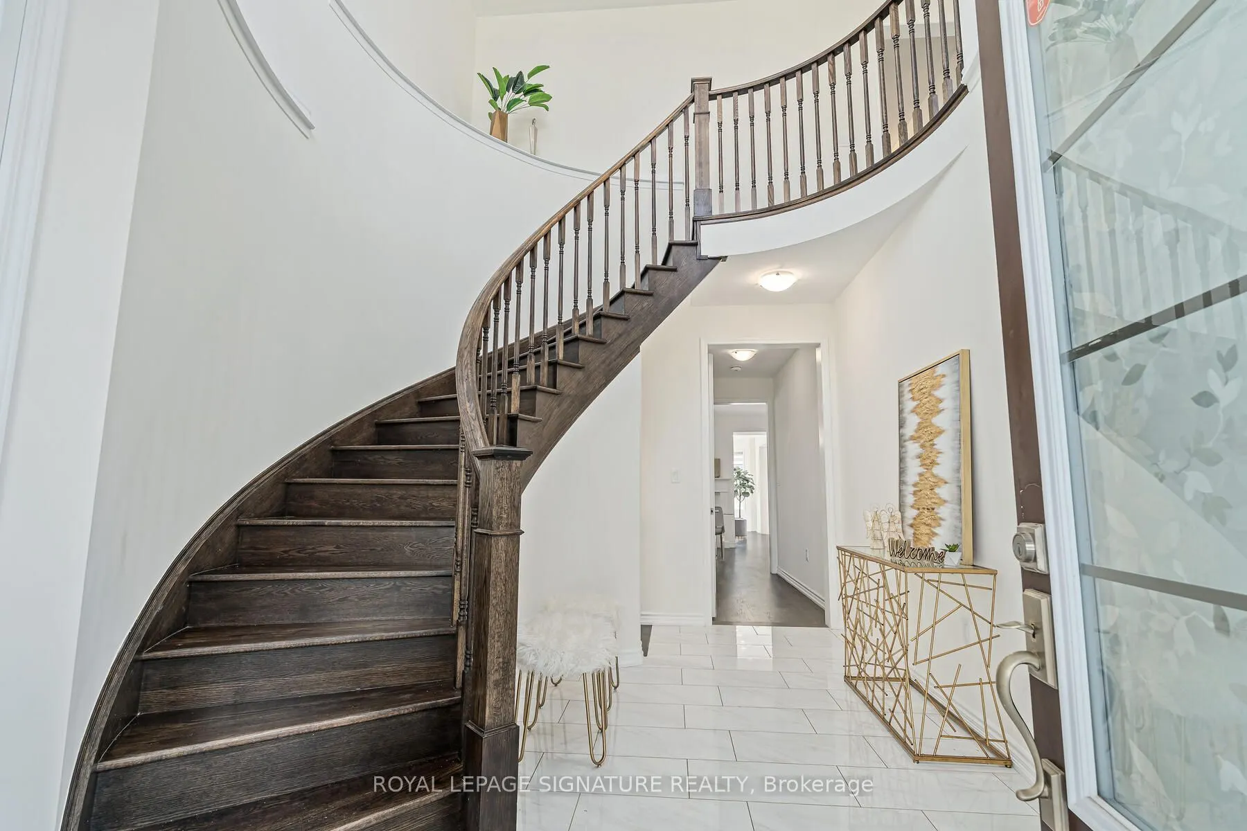 31 Streamside Street