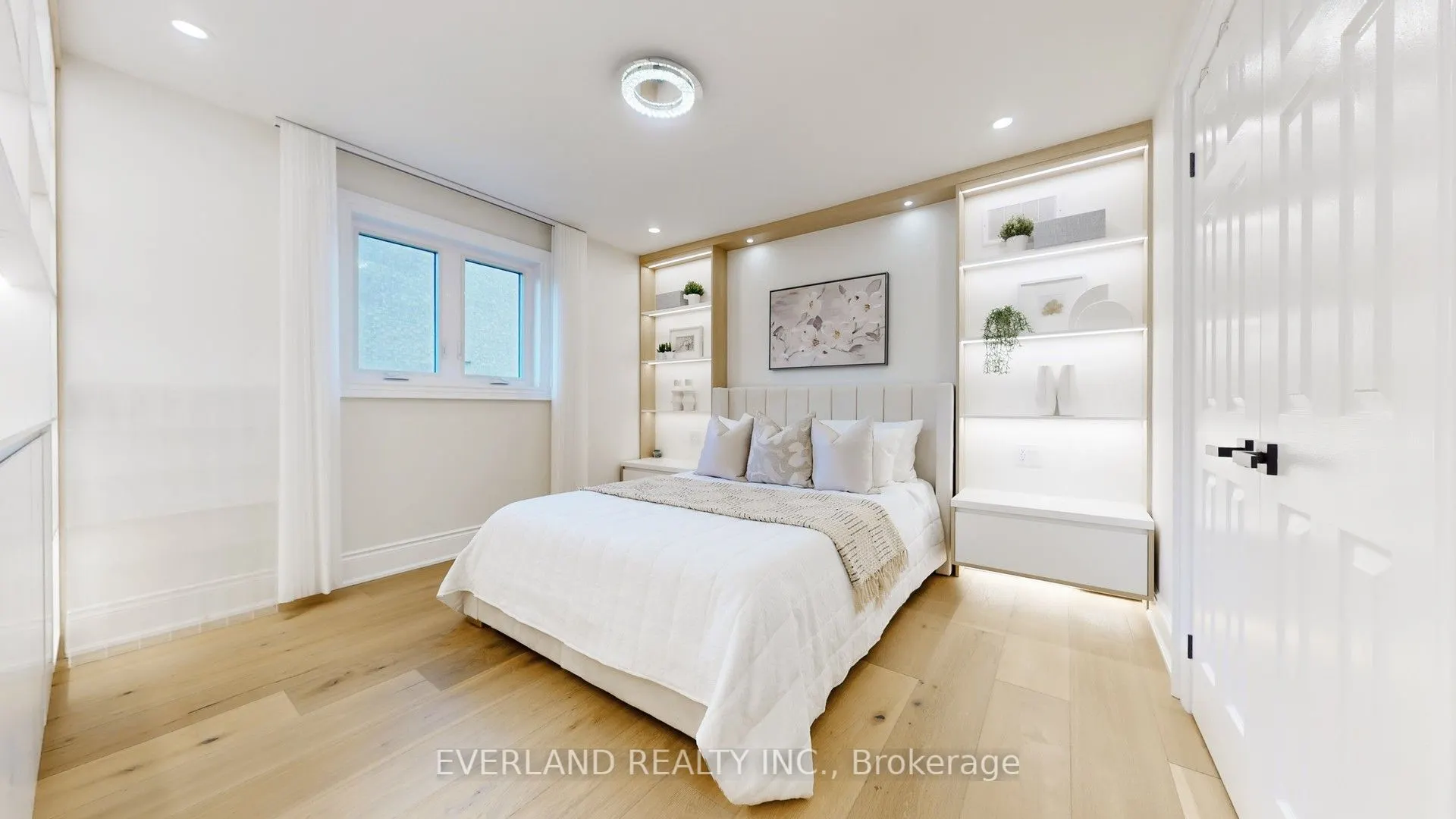 1109 Secretariate Road