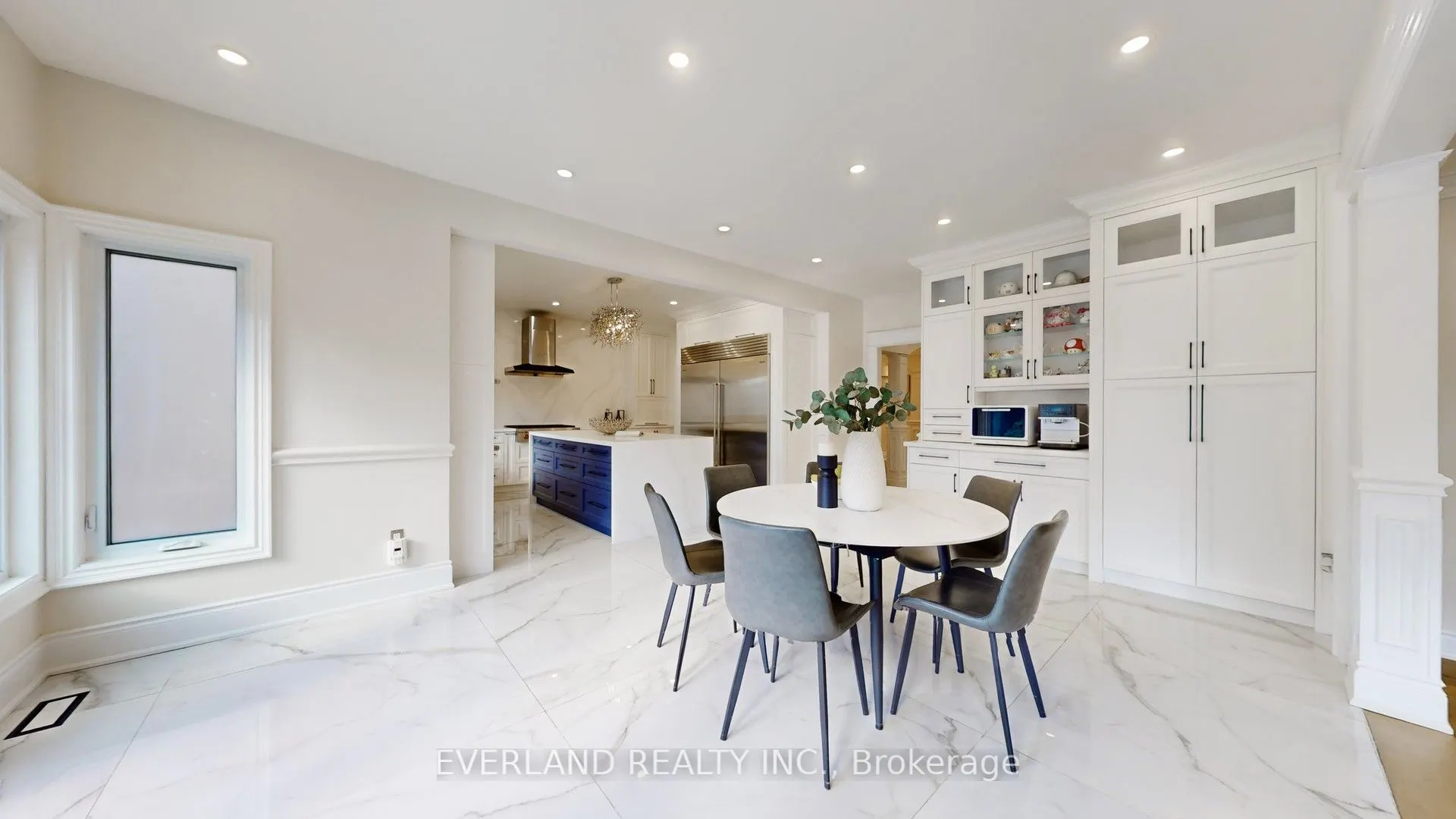 1109 Secretariate Road