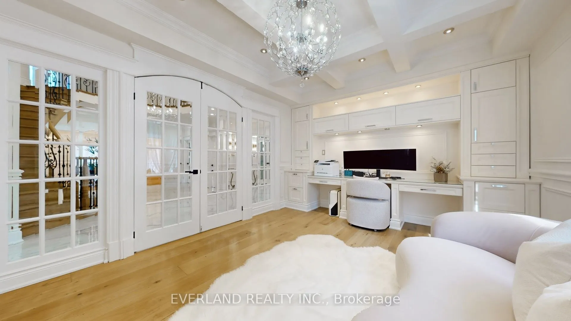 1109 Secretariate Road