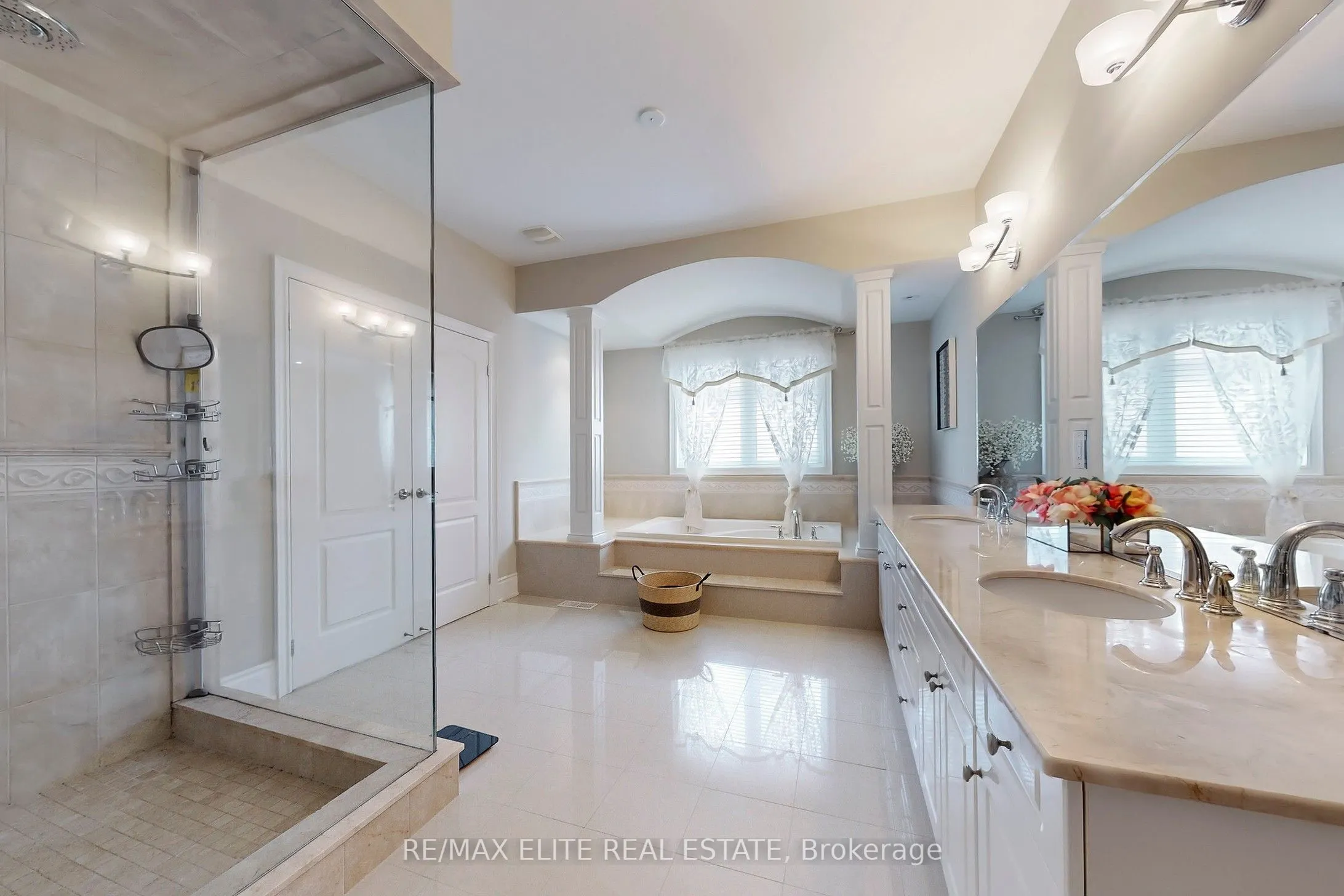 59 Carisbrooke Circle