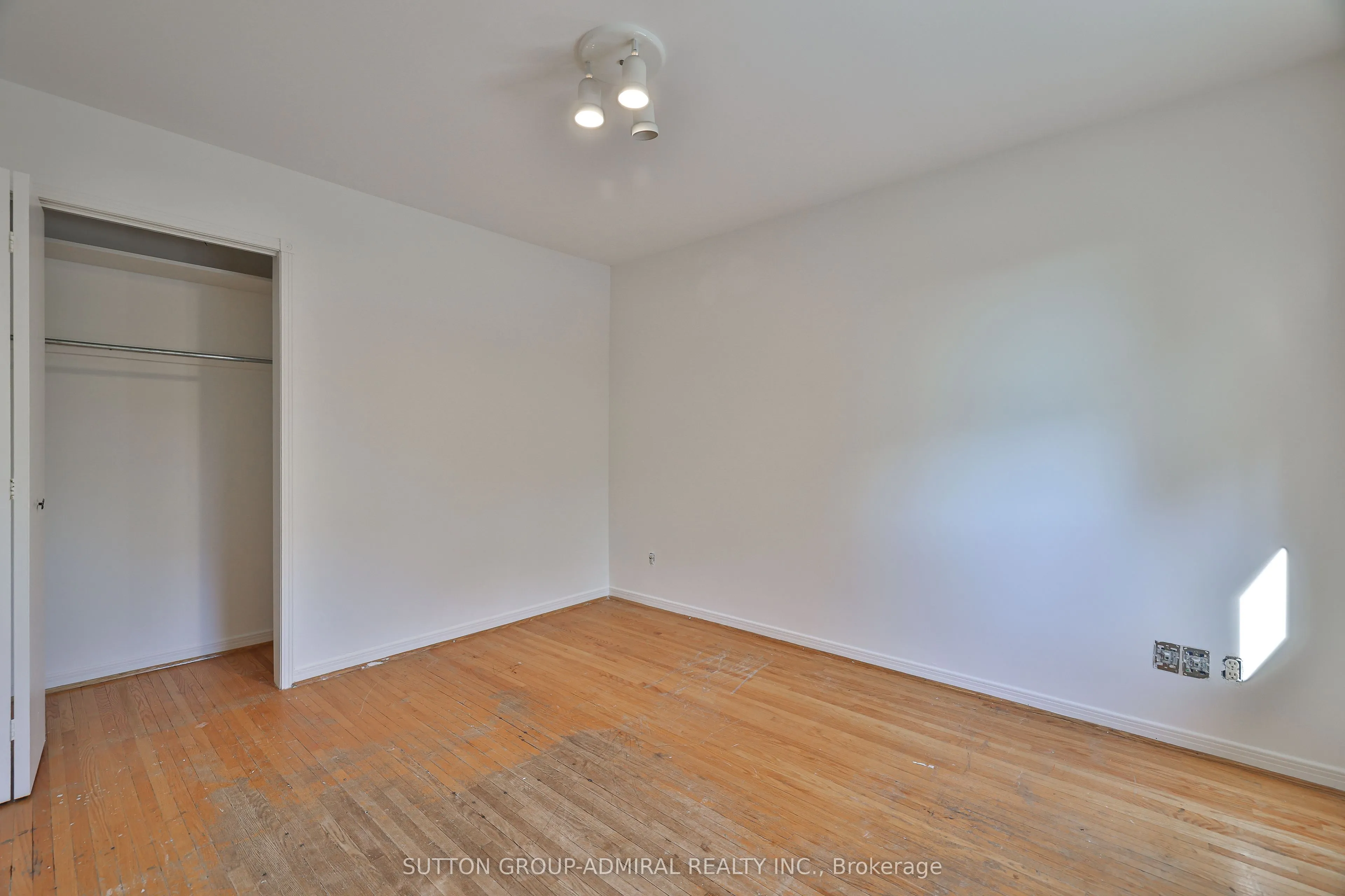 22 Cobblestone Drive