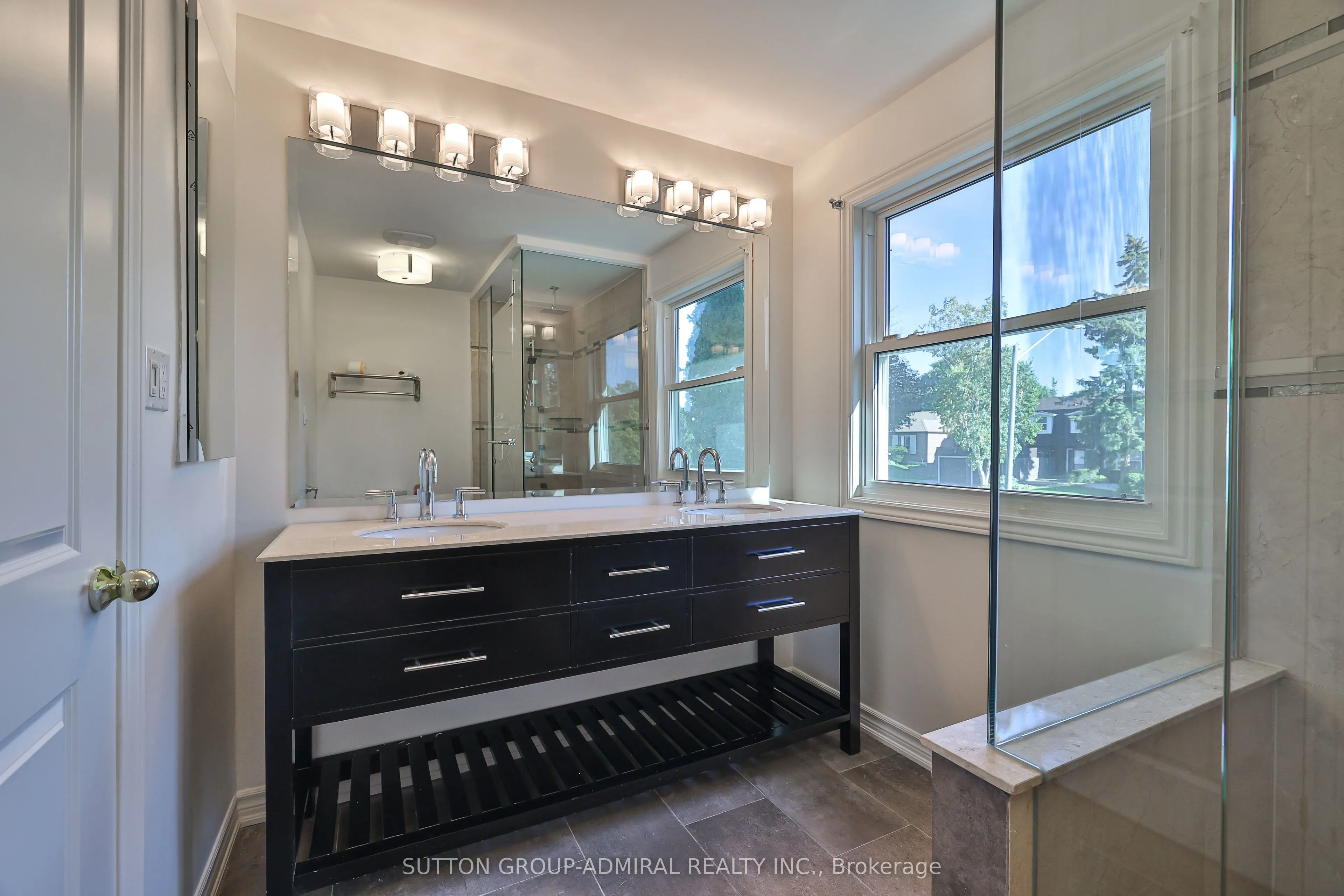 22 Cobblestone Drive