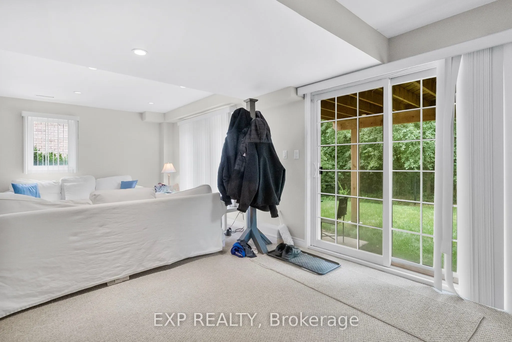450 Worthington Avenue, #24
