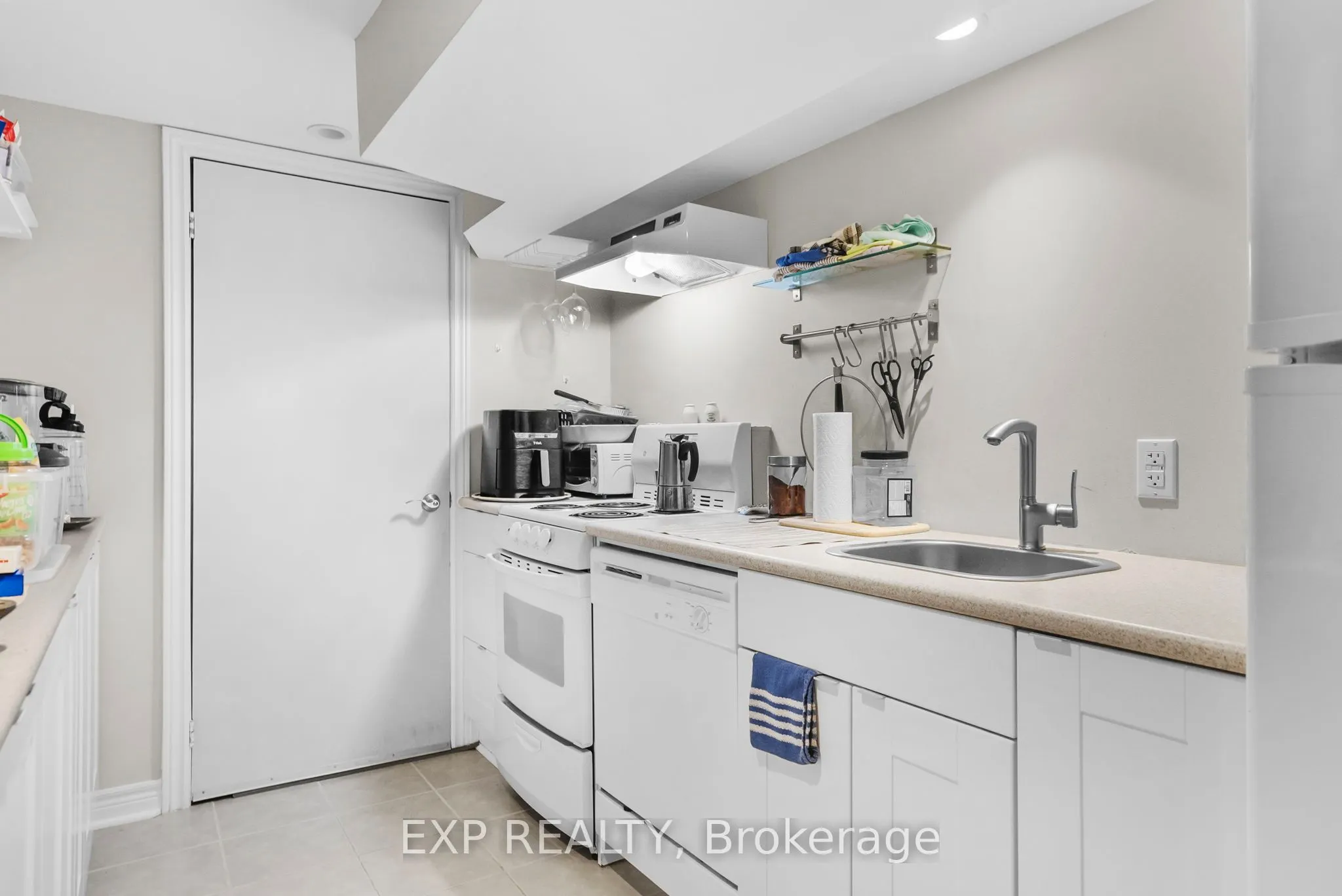 450 Worthington Avenue, #24