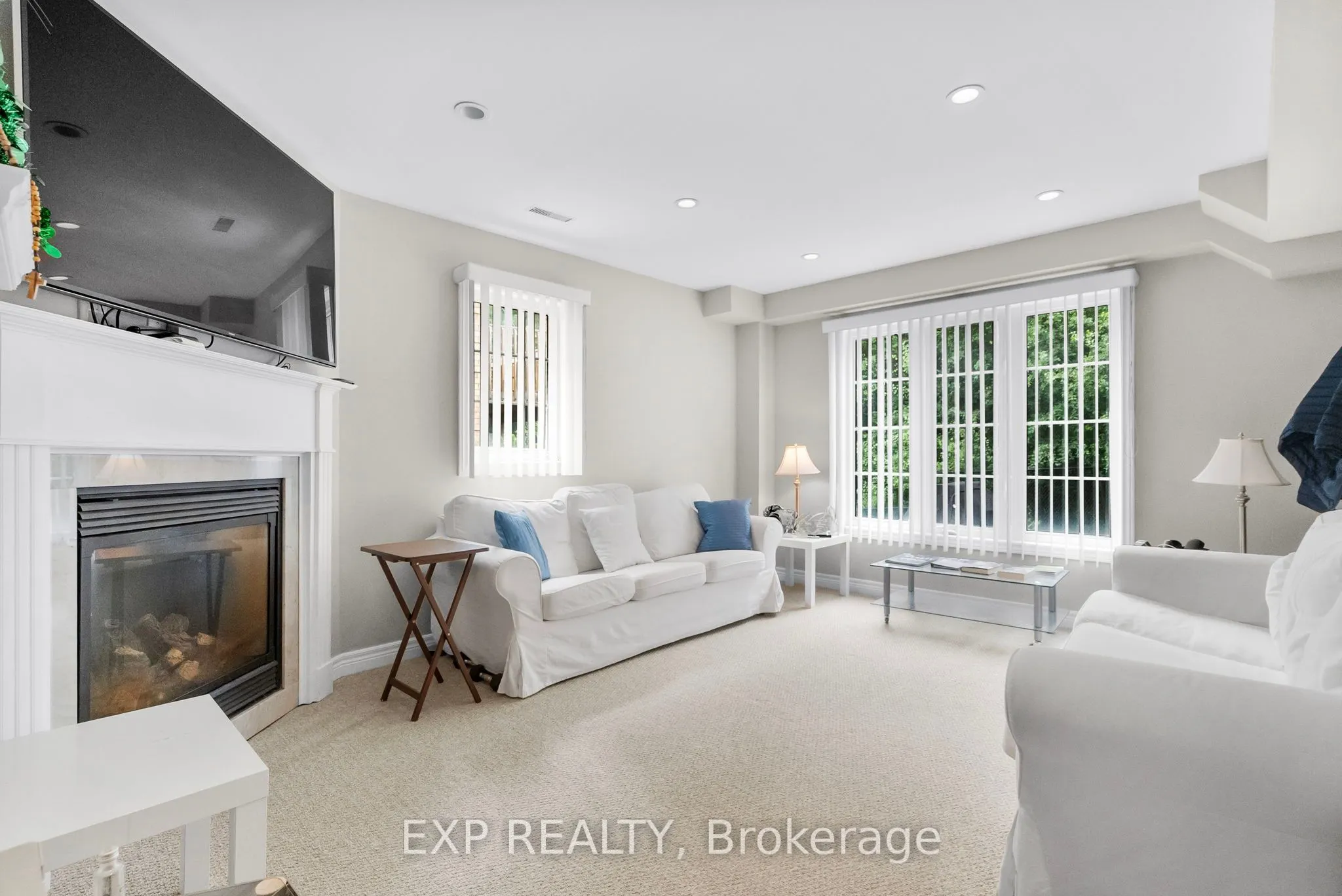450 Worthington Avenue, #24