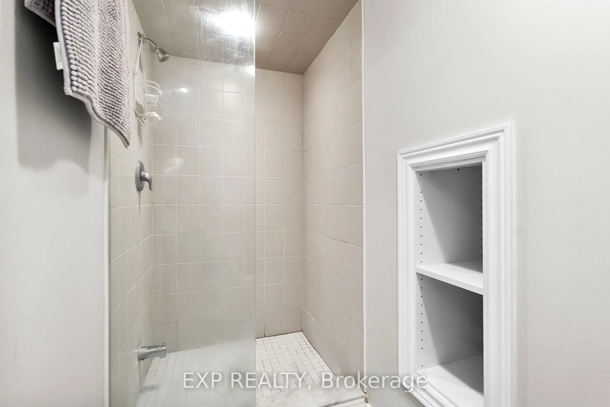 450 Worthington Avenue, #24