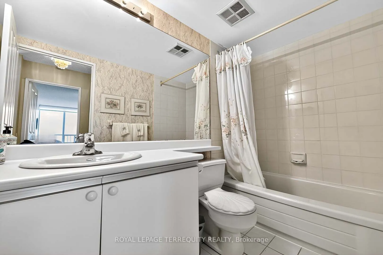 110 Promenade Circle, #1402