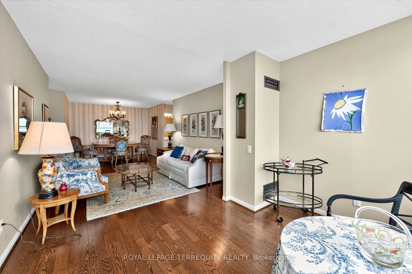 110 Promenade Circle, #1402