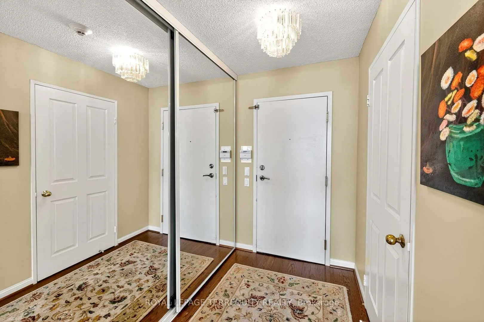 110 Promenade Circle, #1402