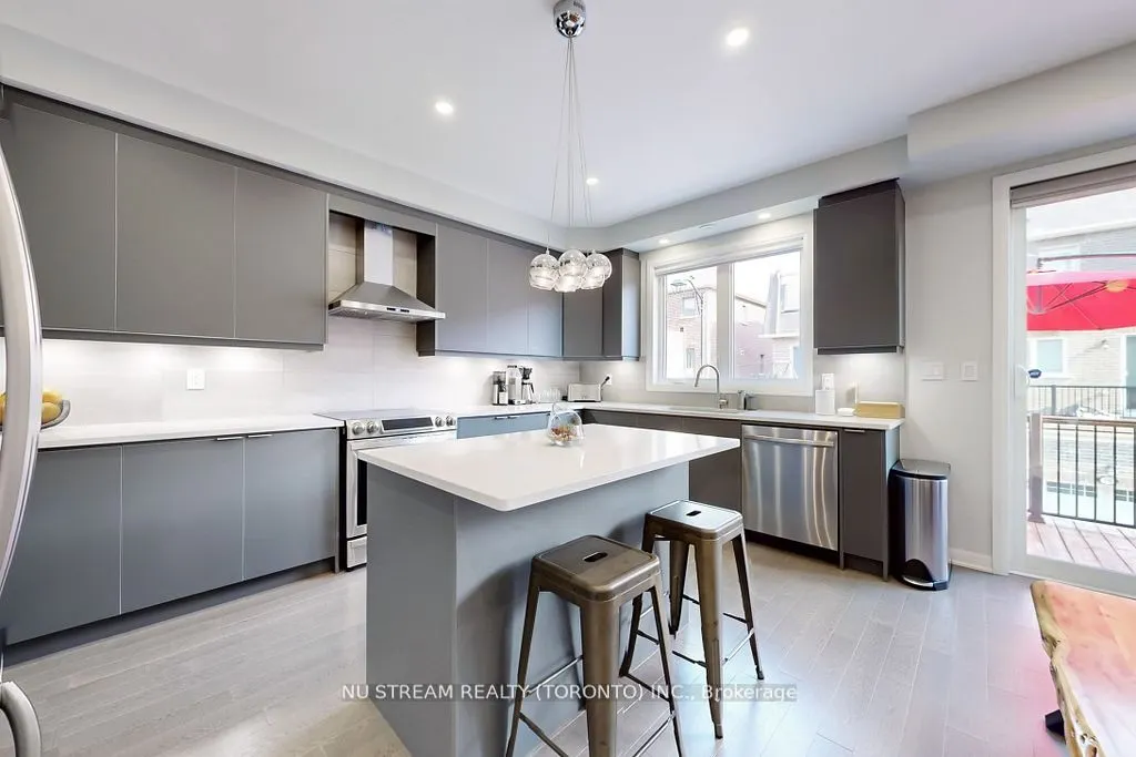 65 Casely Avenue