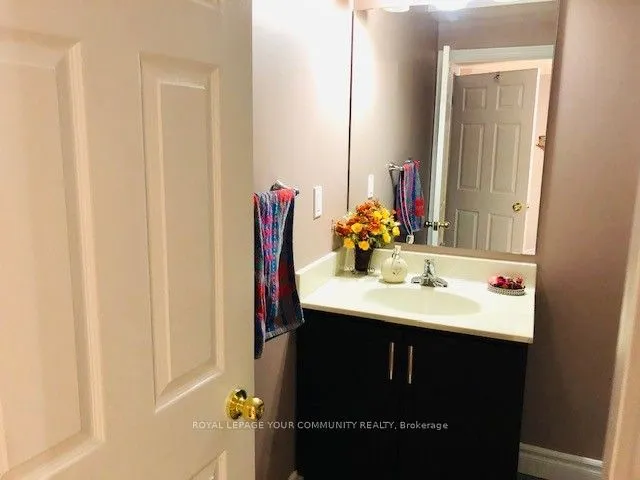 98 HERITAGE HOLLOW EST Street, #bsmnt