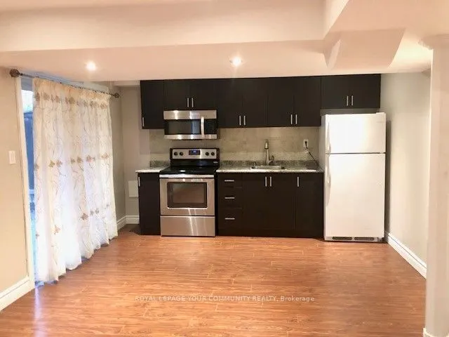 98 HERITAGE HOLLOW EST Street, #bsmnt