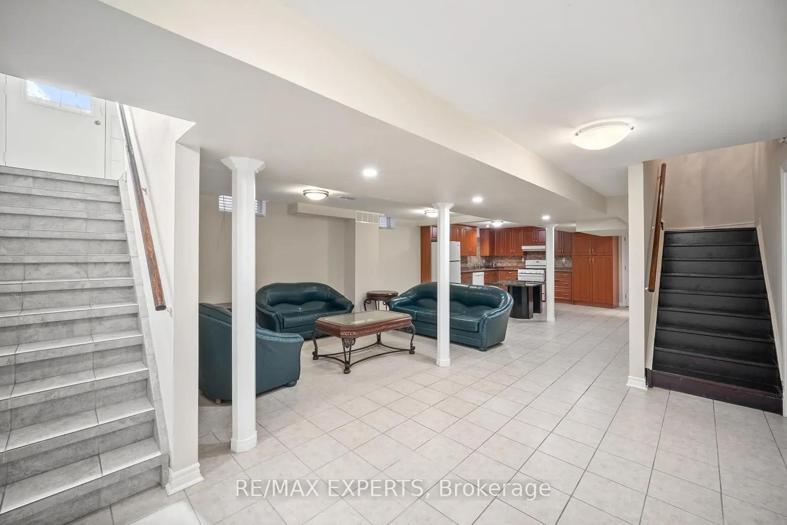 118 Chancellor Drive