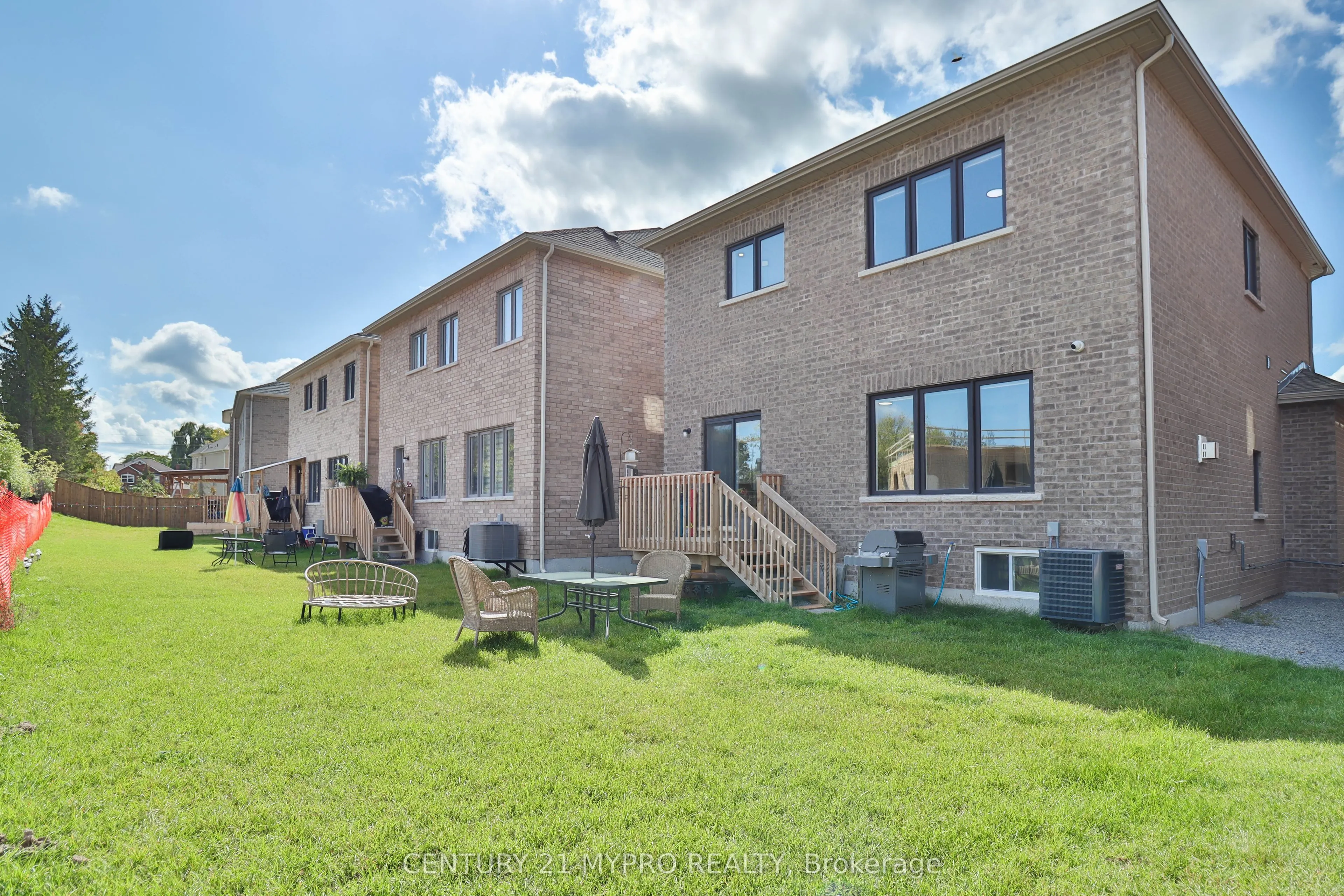 15 George Ellis Drive