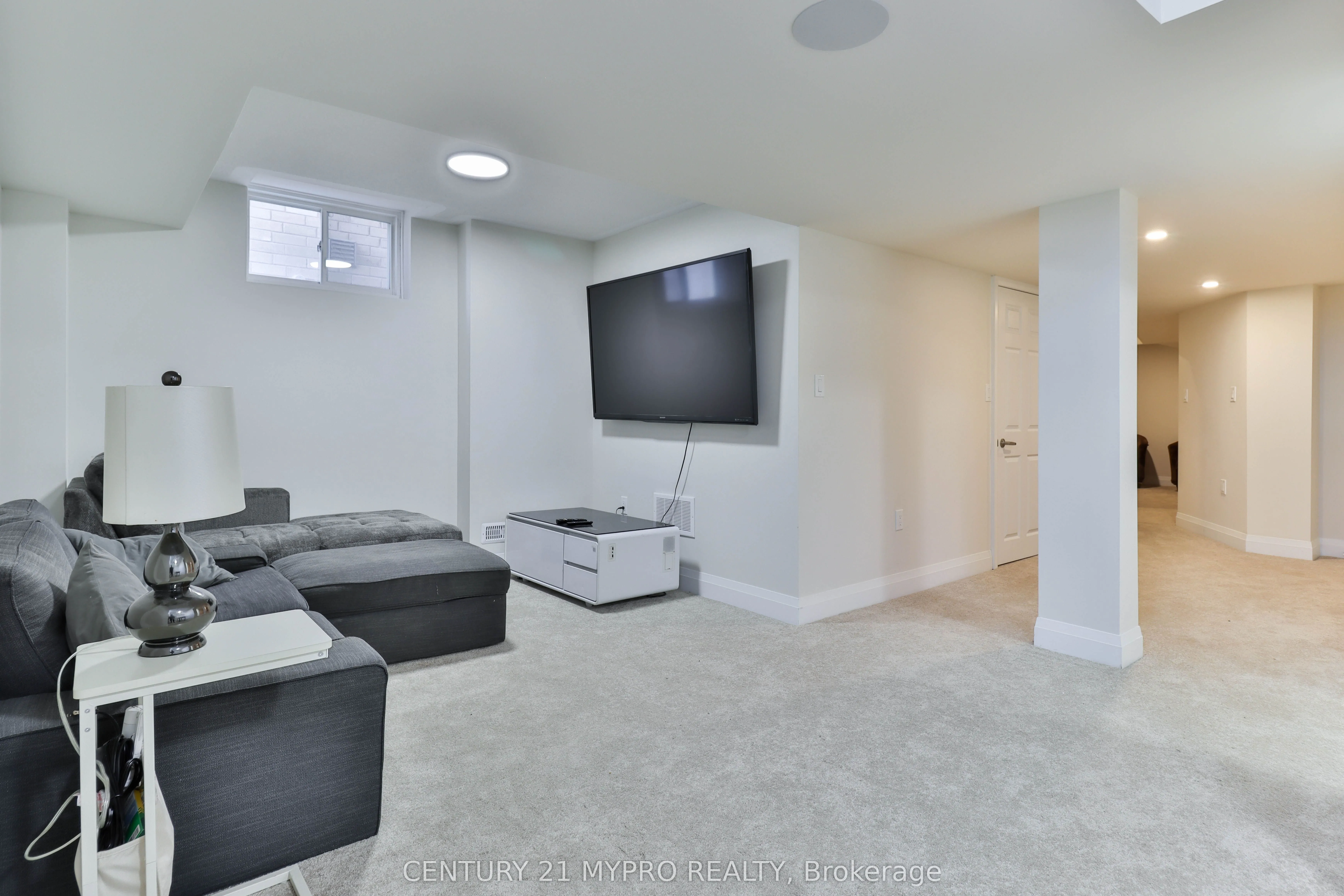 15 George Ellis Drive
