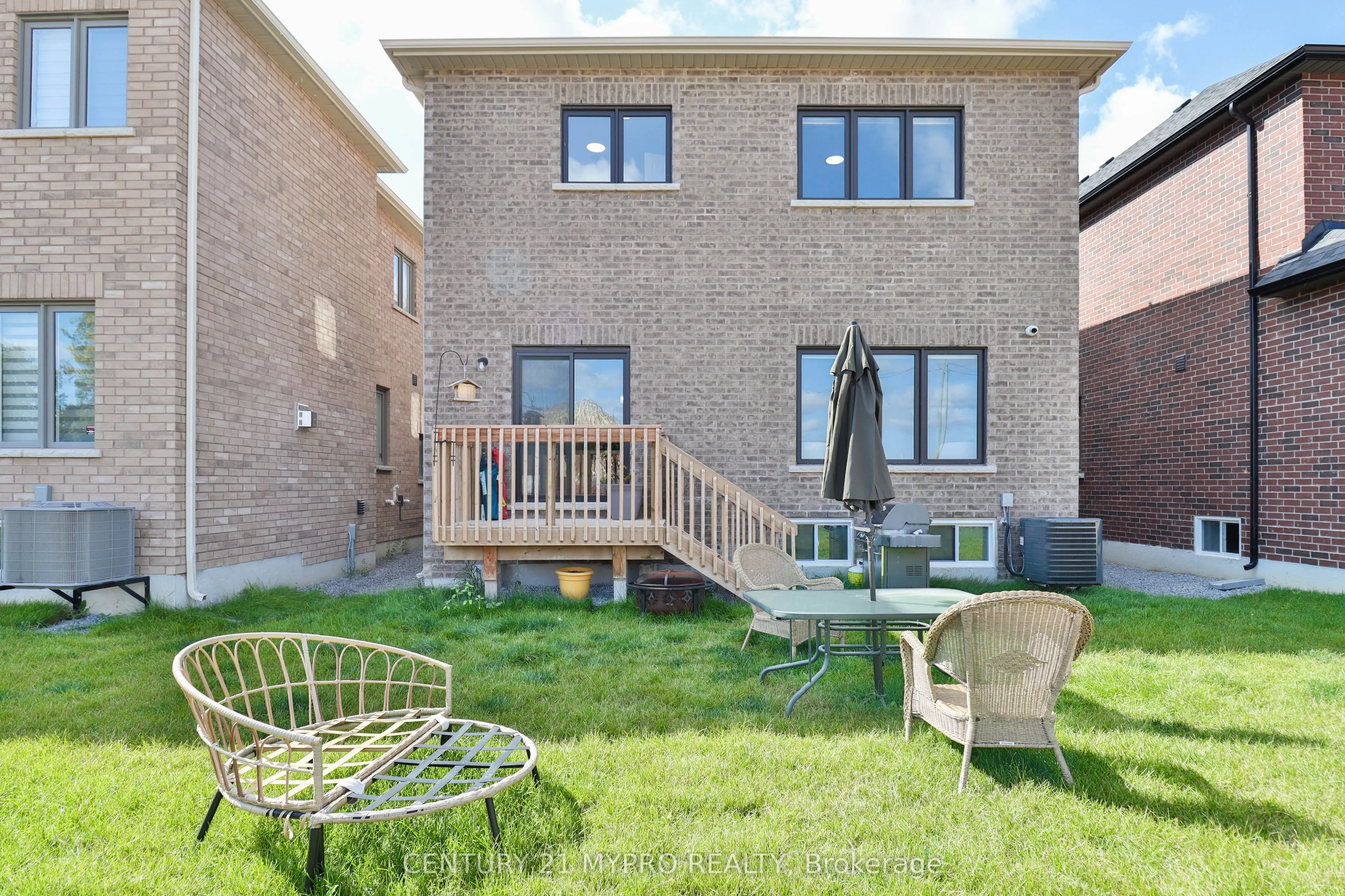 15 George Ellis Drive