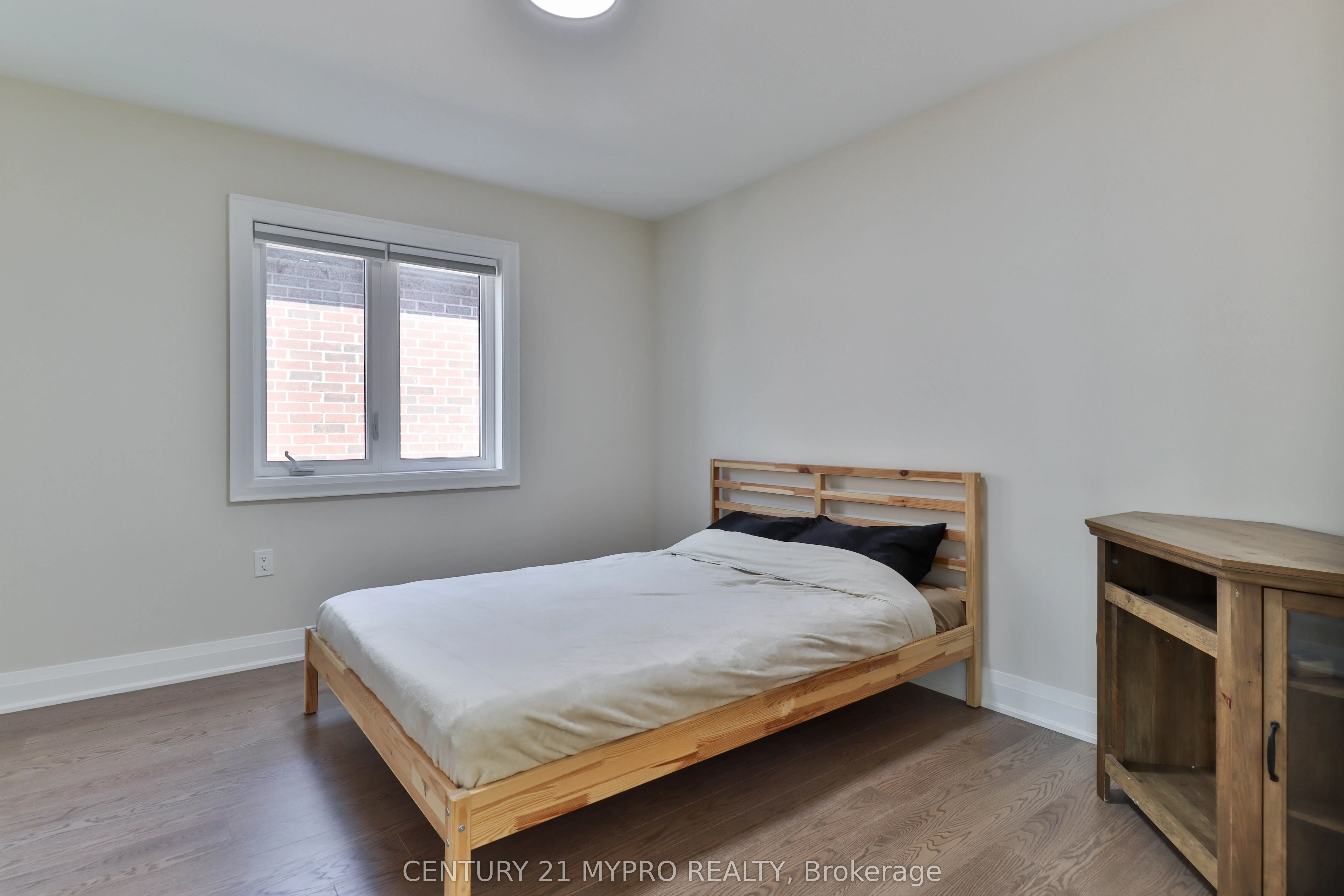 15 George Ellis Drive