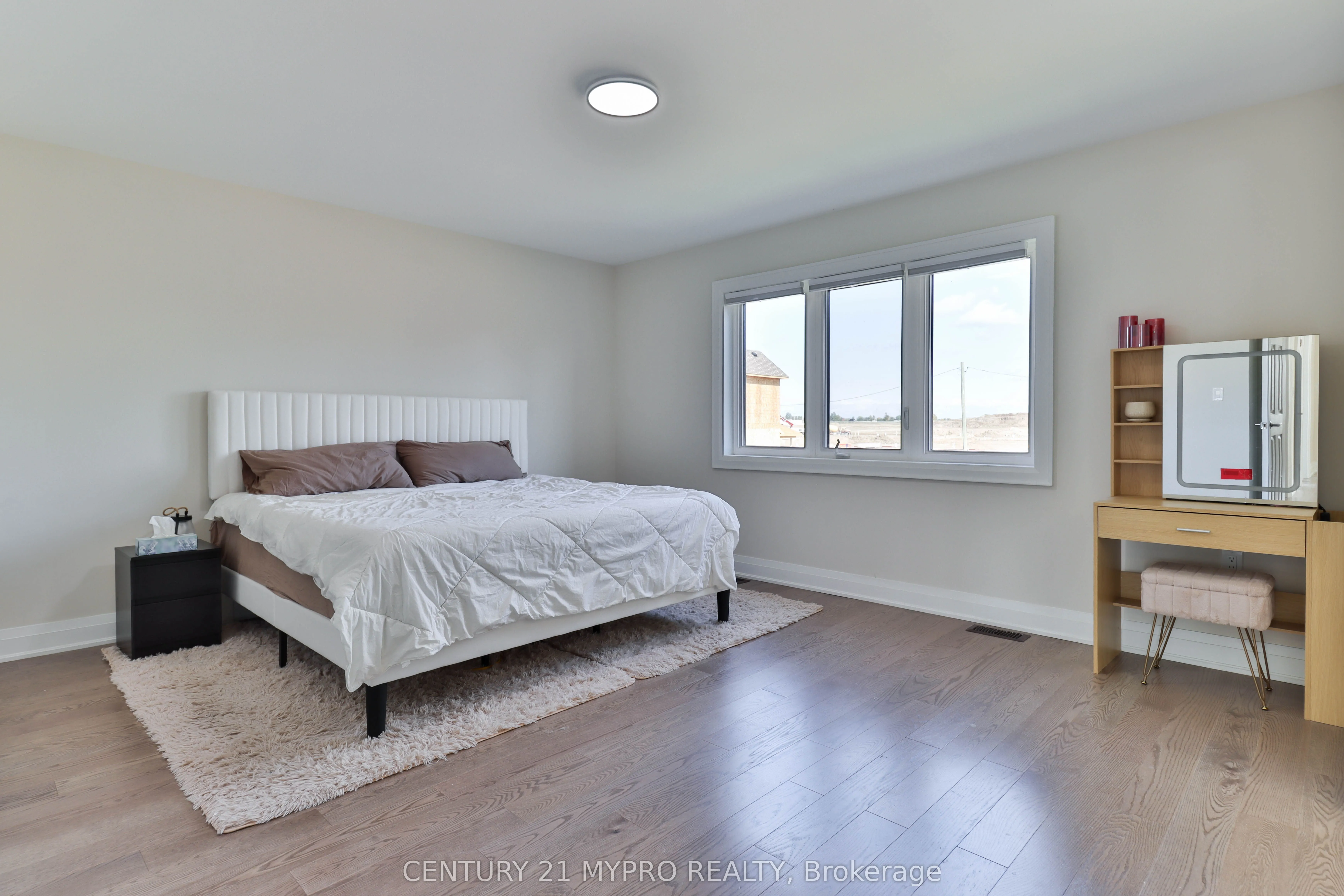 15 George Ellis Drive