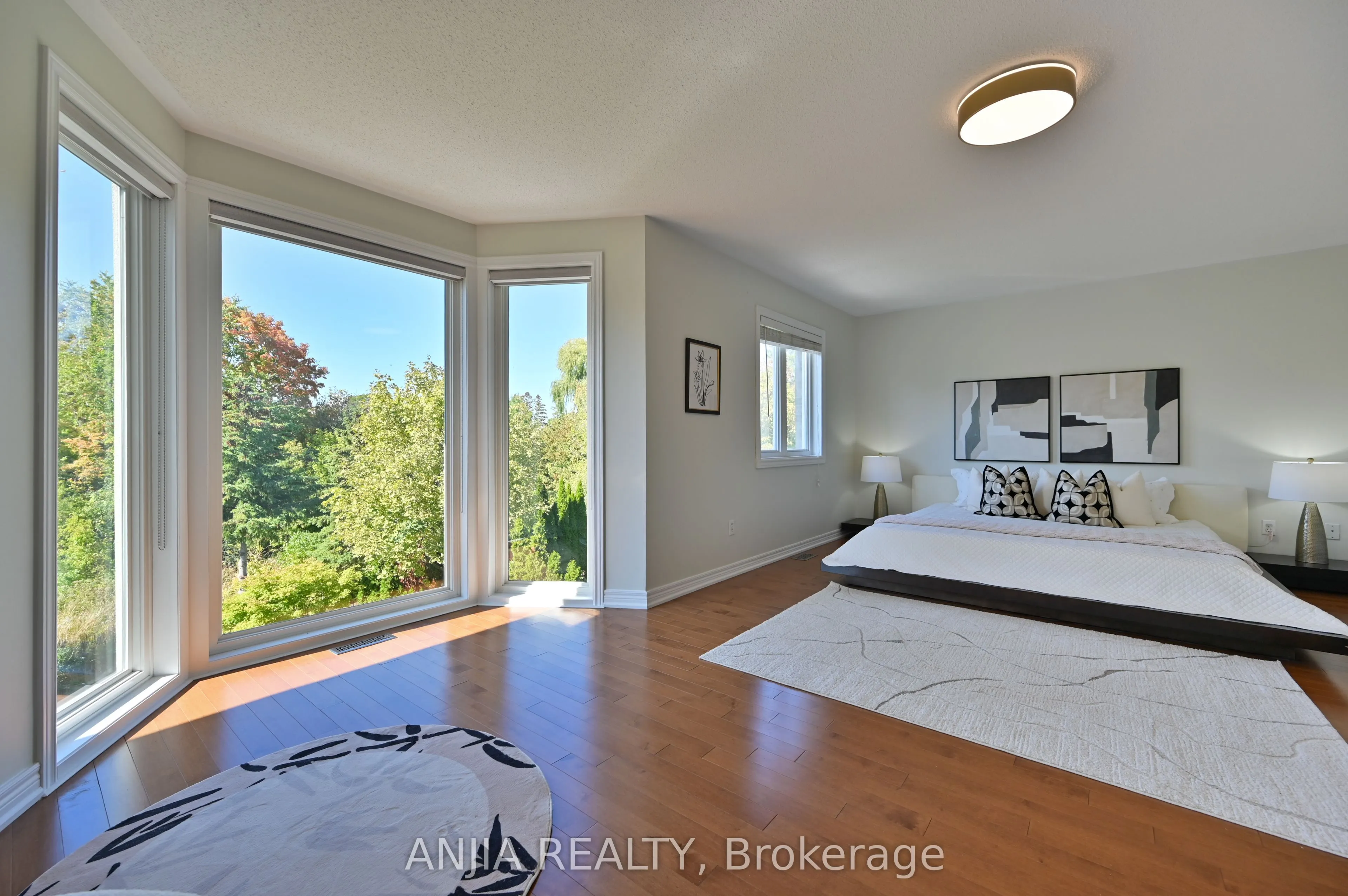 30 Annina Crescent