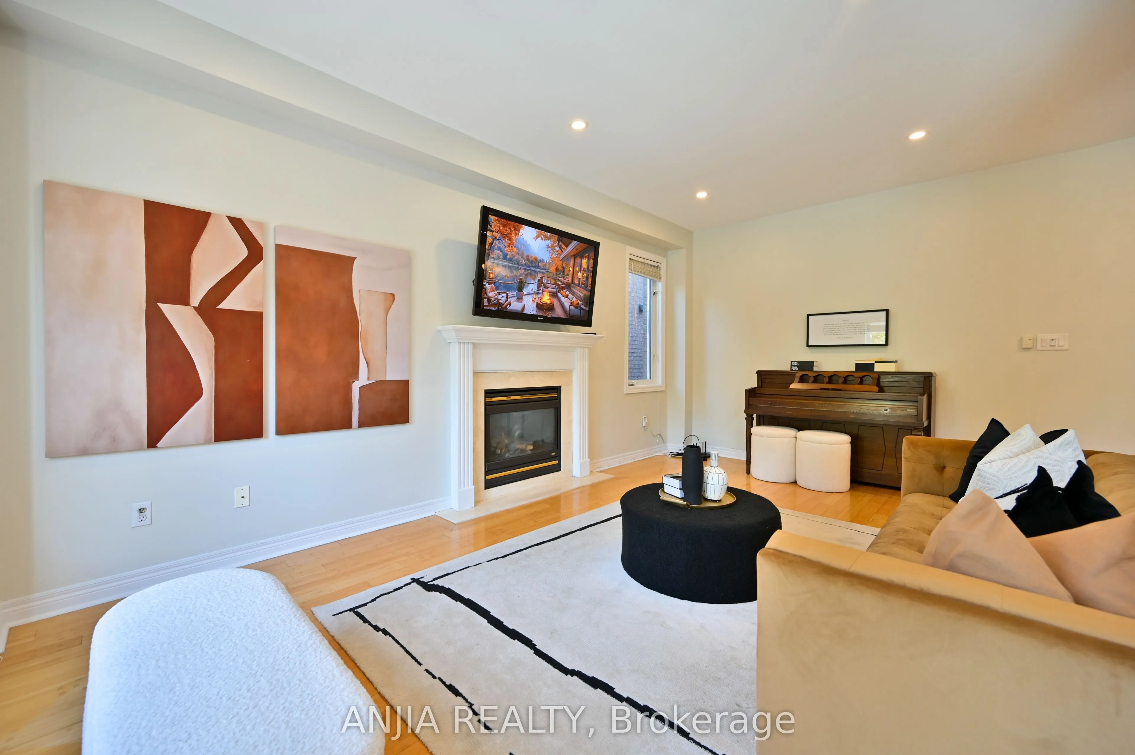 30 Annina Crescent