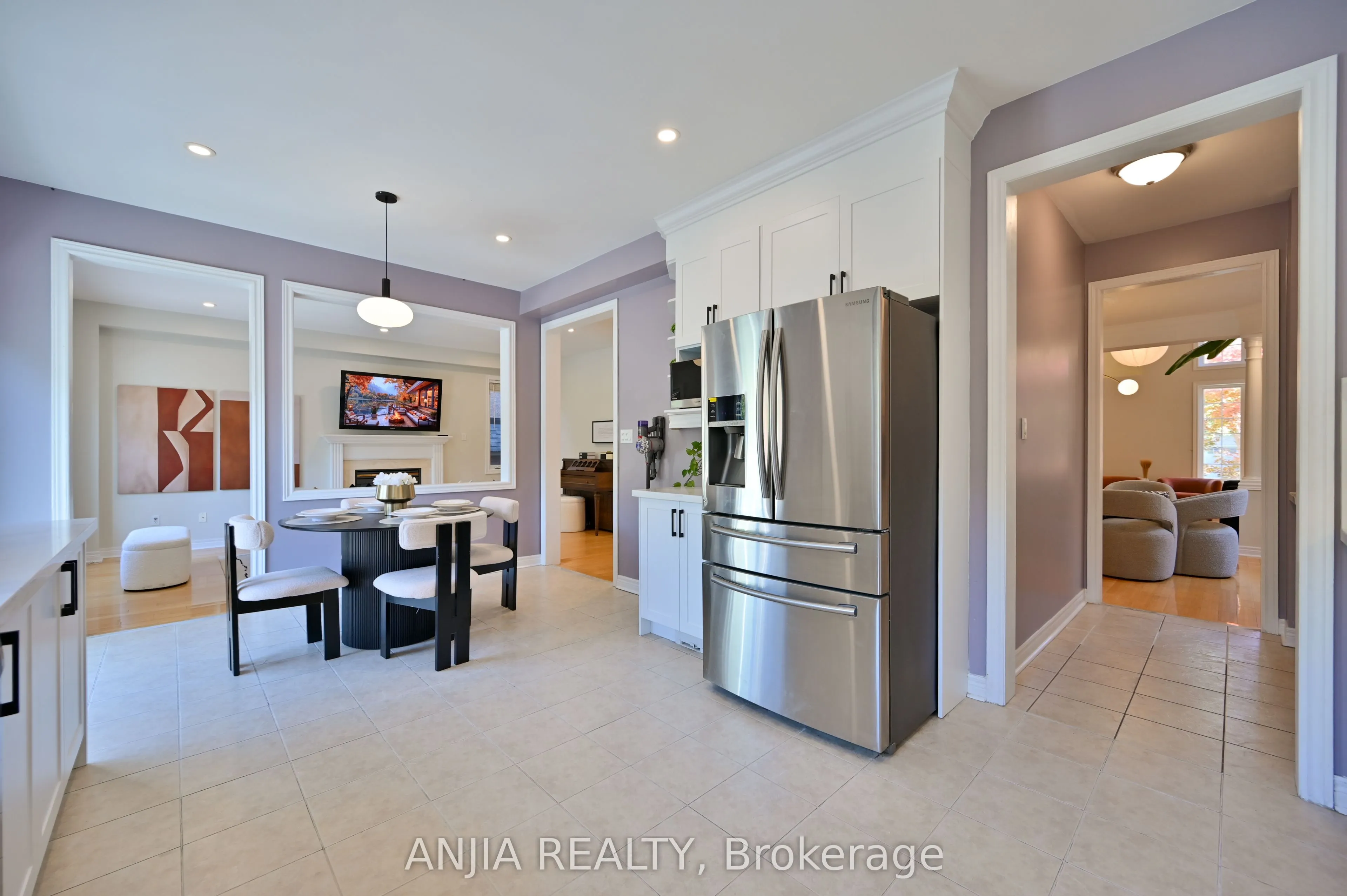 30 Annina Crescent