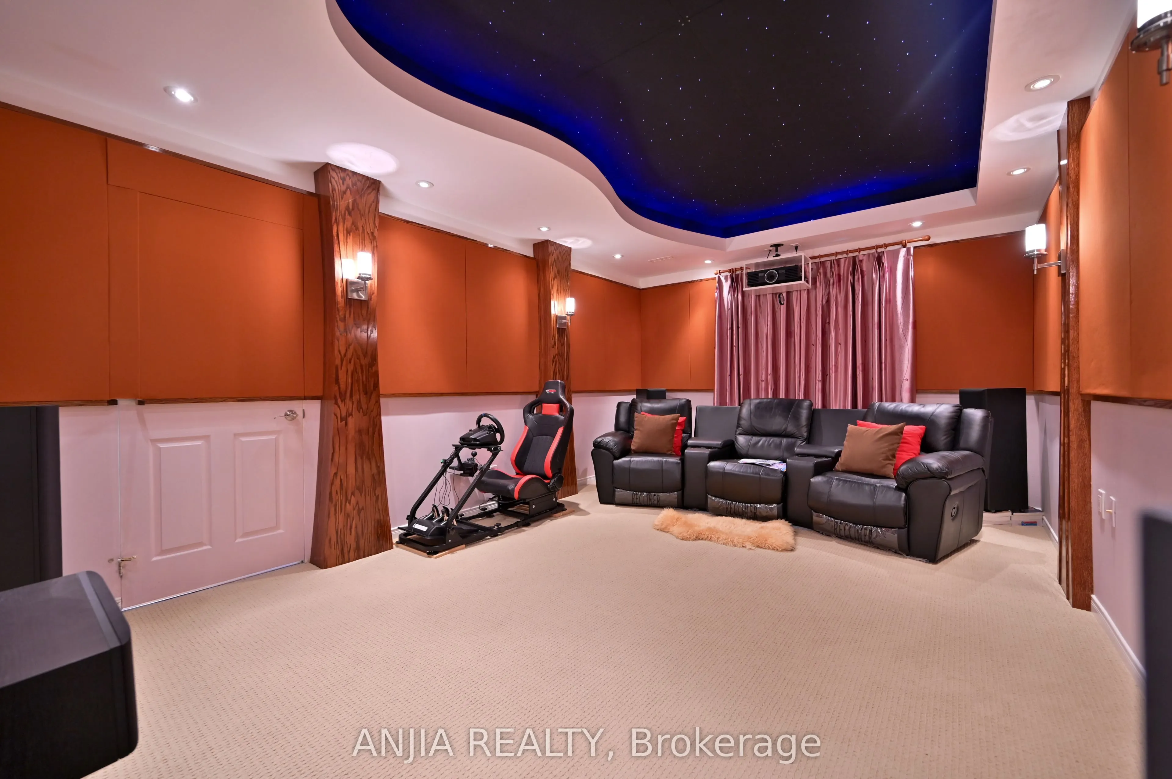 30 Annina Crescent