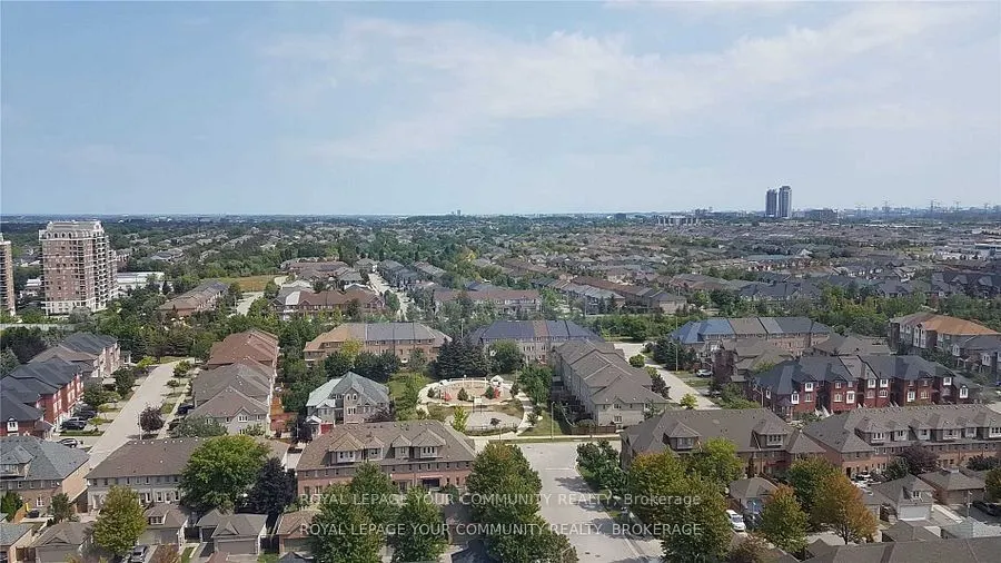 9088 Yonge Street, #Ph5A