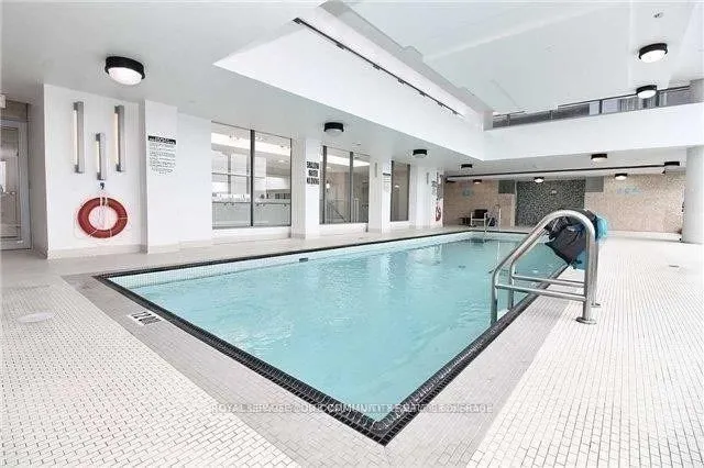 9088 Yonge Street, #Ph5A